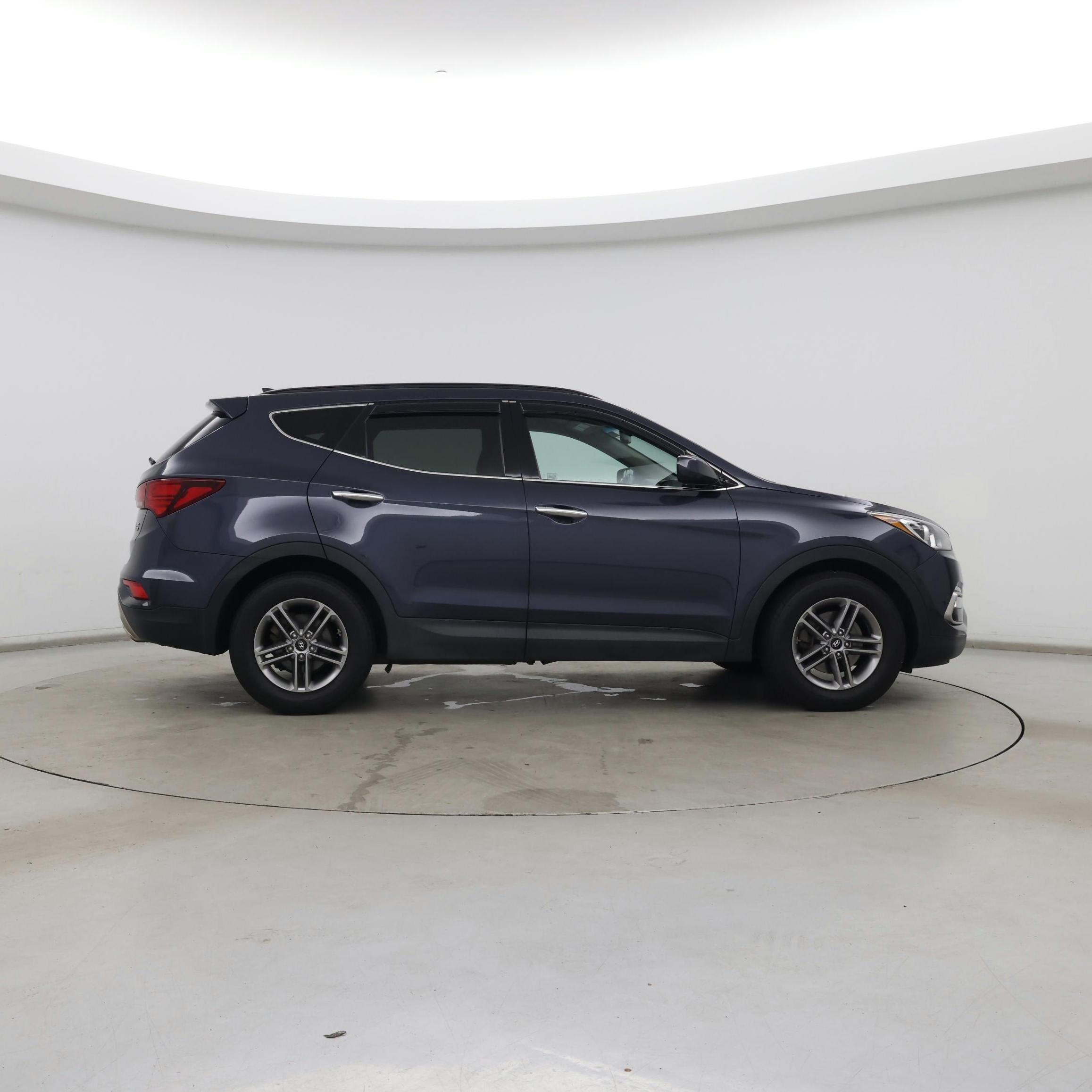 Thumbnail: 2017 Hyundai Santa Fe - 7