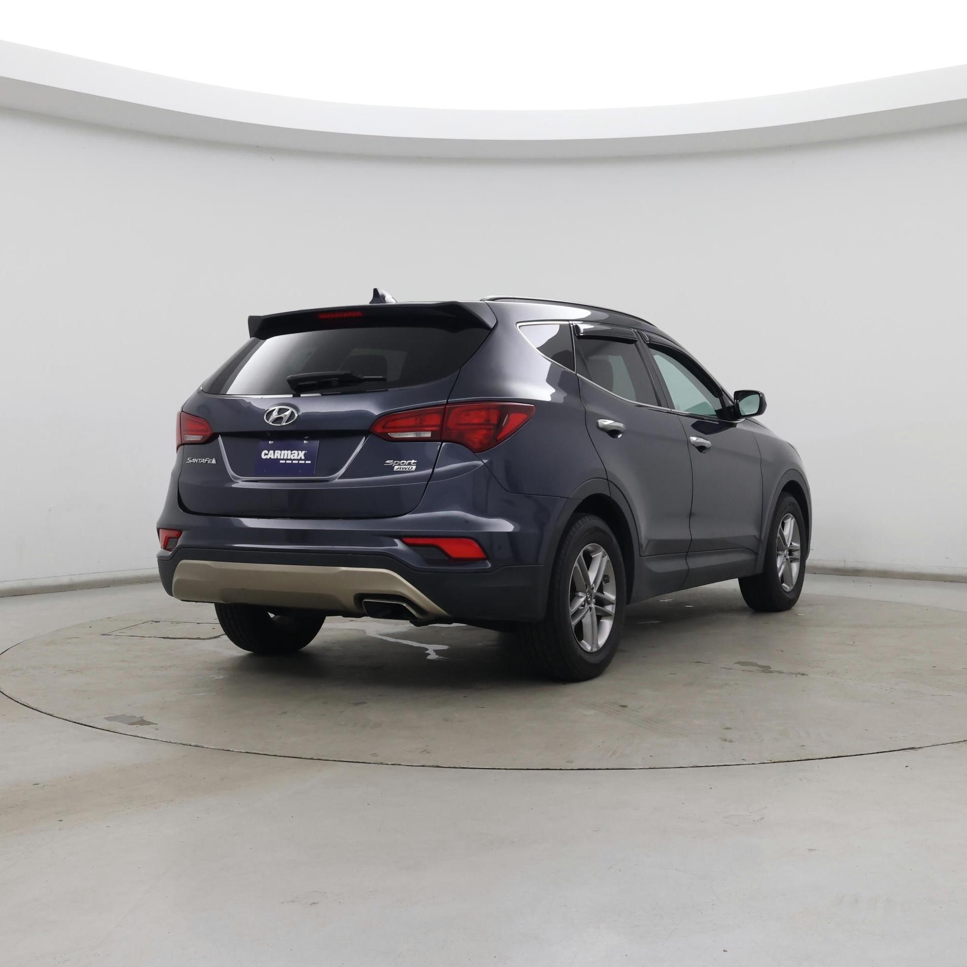 Thumbnail: 2017 Hyundai Santa Fe - 8