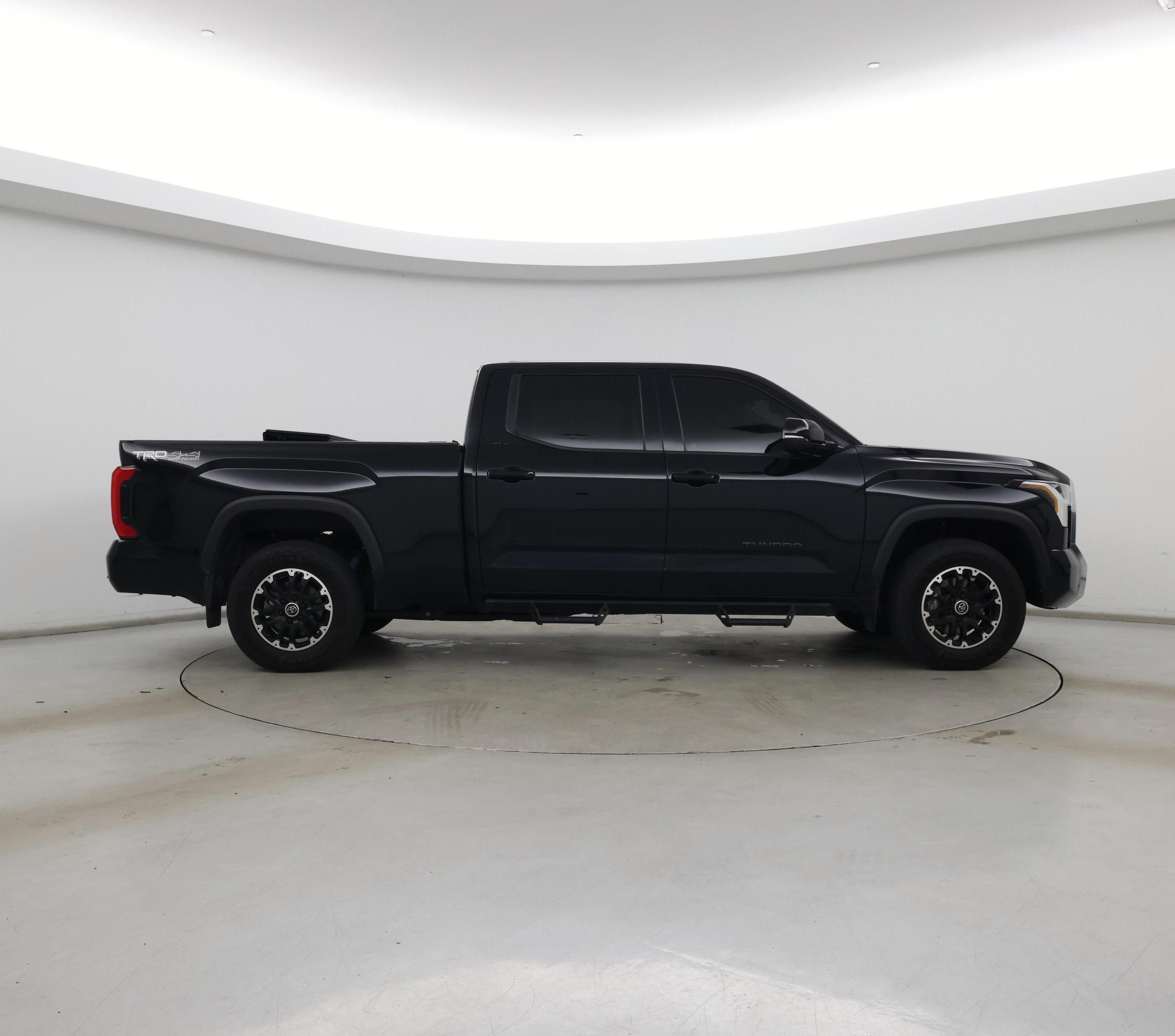 Thumbnail: 2022 Toyota Tundra - 7