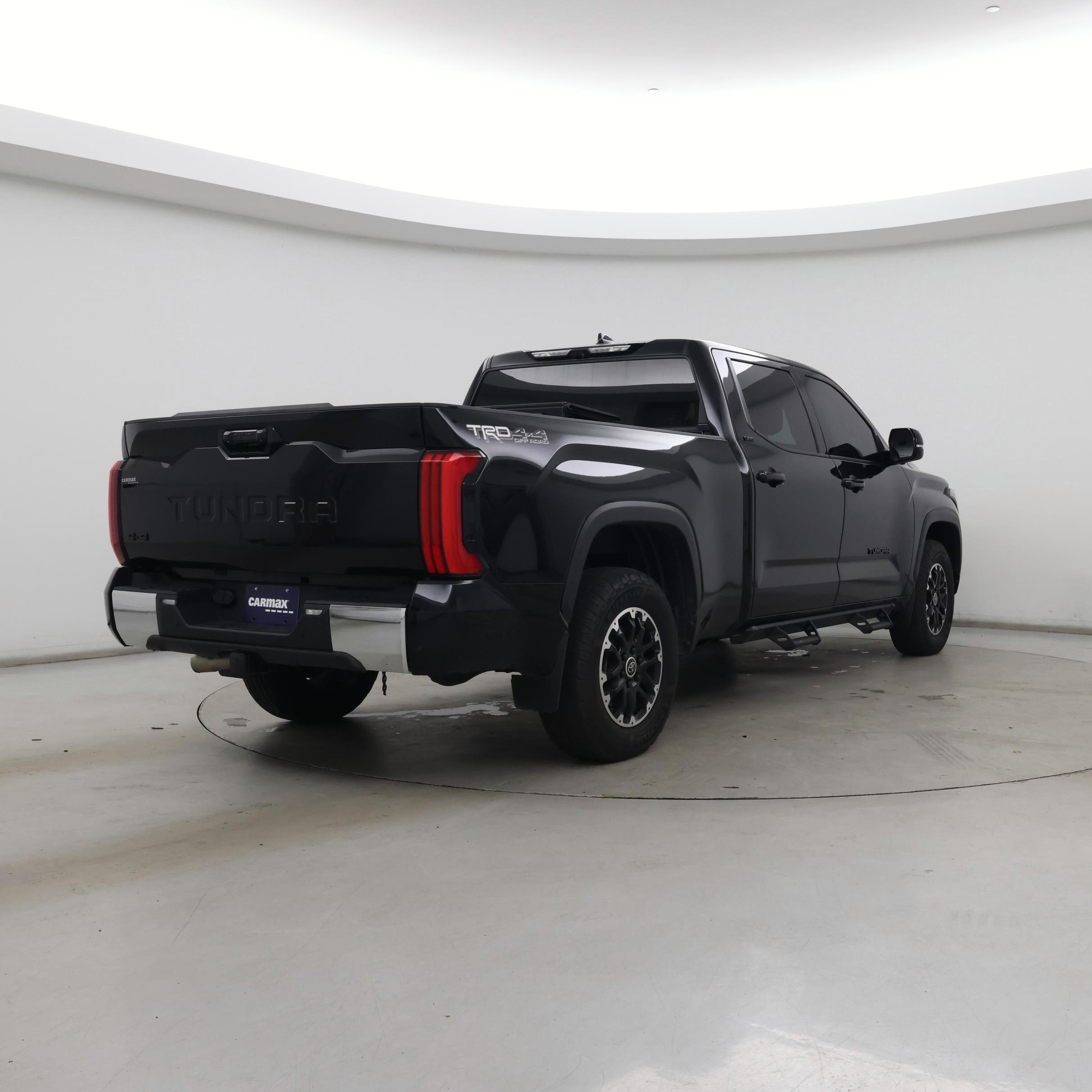 Thumbnail: 2022 Toyota Tundra - 8