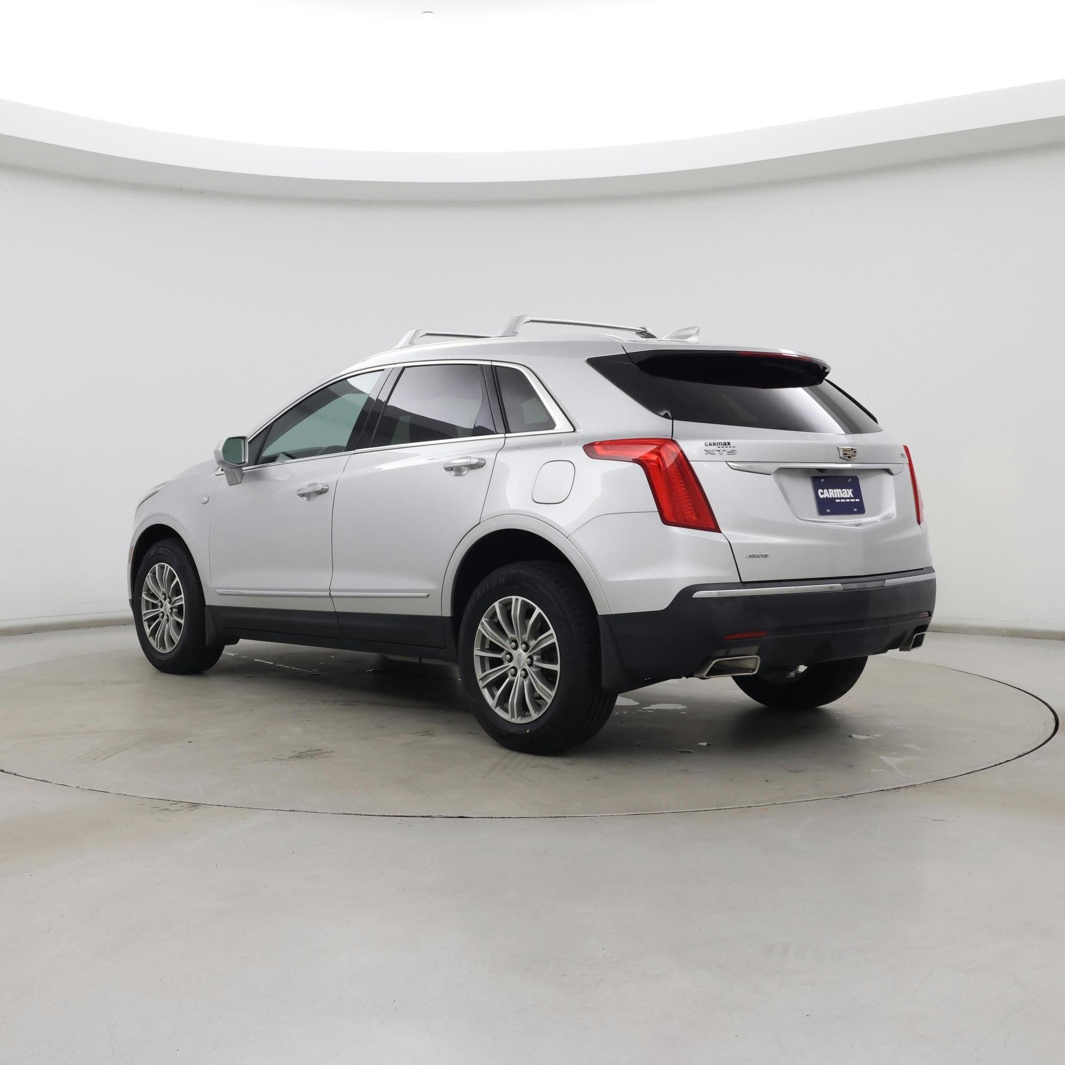 Thumbnail: 2019 Cadillac XT5 - 2