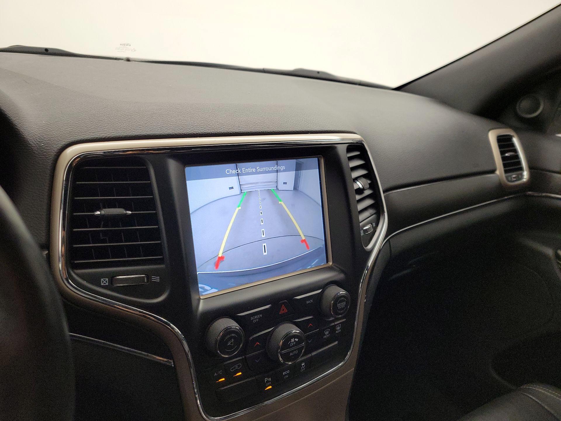 Thumbnail: 2015 Jeep Grand Cherokee - 15