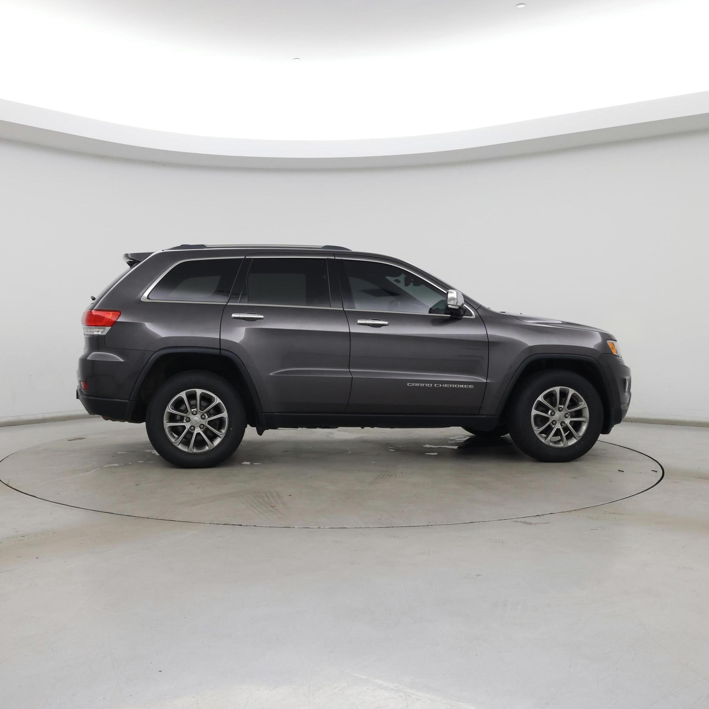 Thumbnail: 2015 Jeep Grand Cherokee - 7