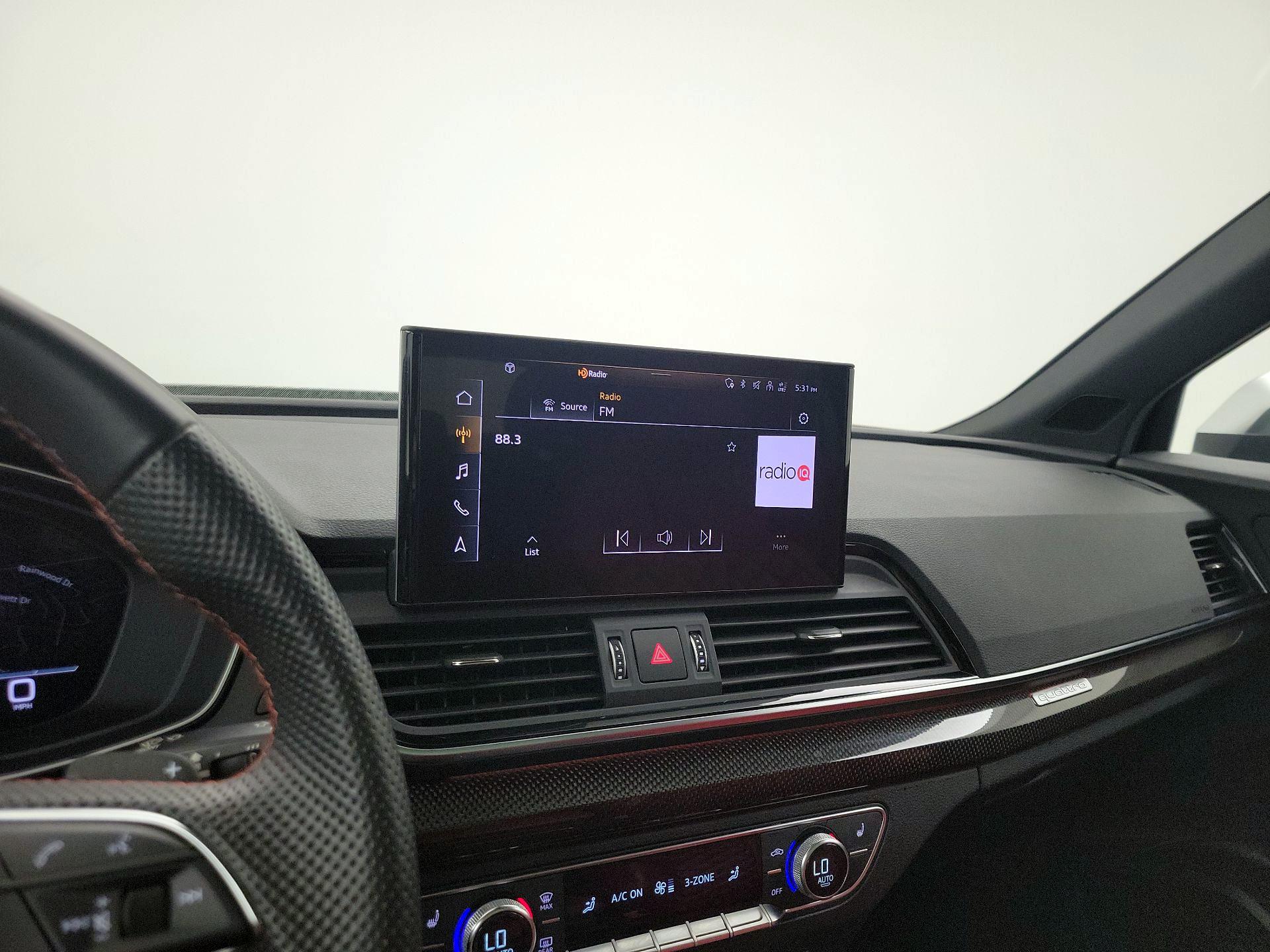 Thumbnail: 2021 Audi SQ5 - 16