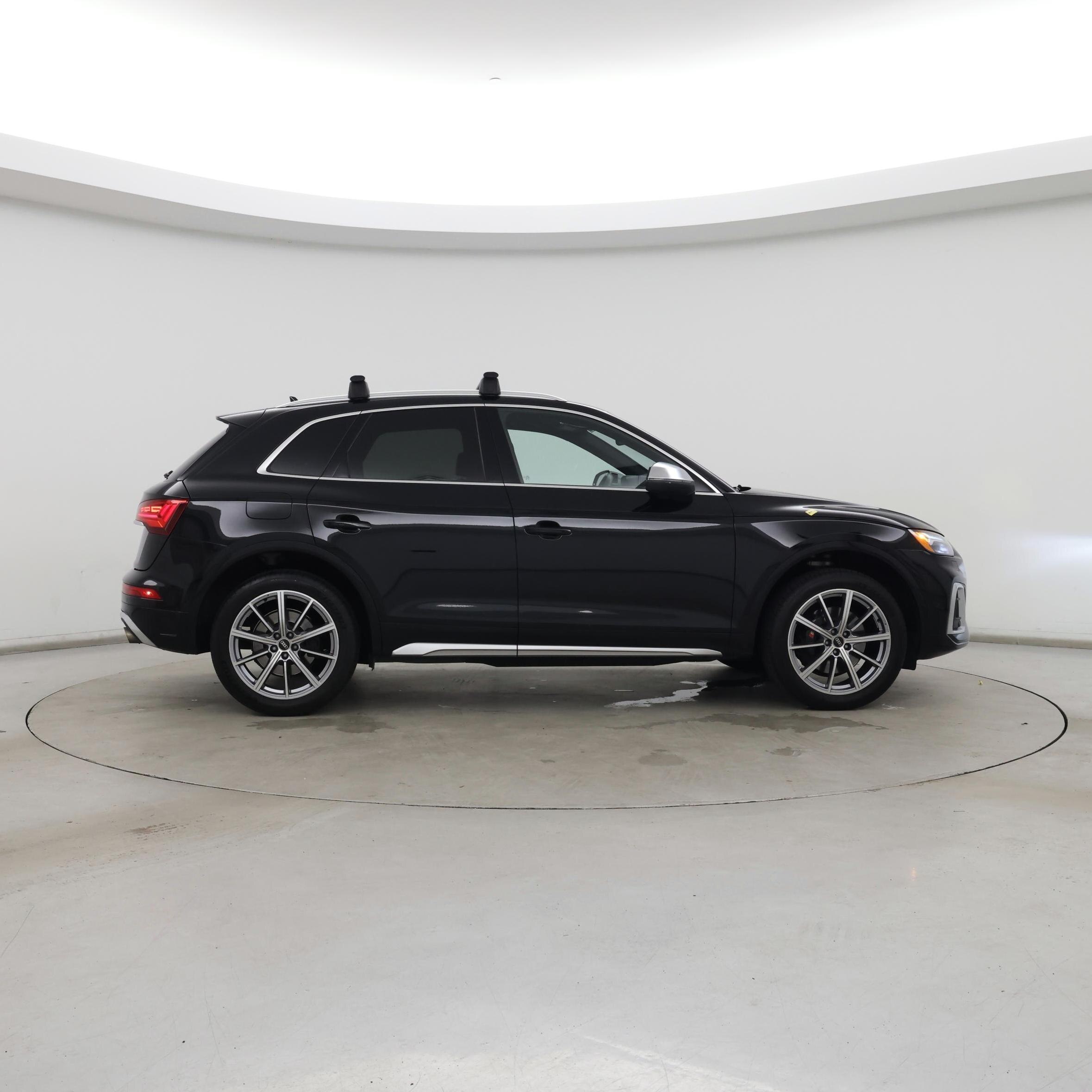 Thumbnail: 2021 Audi SQ5 - 7