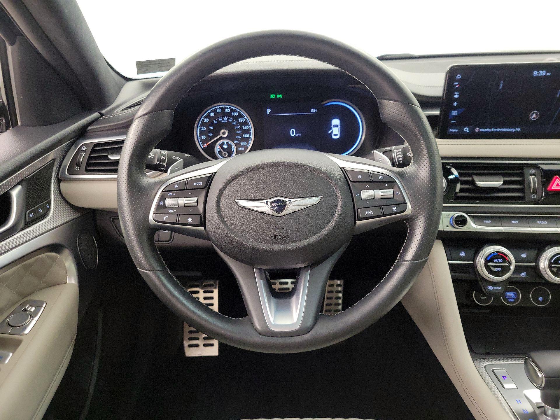 Thumbnail: 2023 Genesis G70 - 10