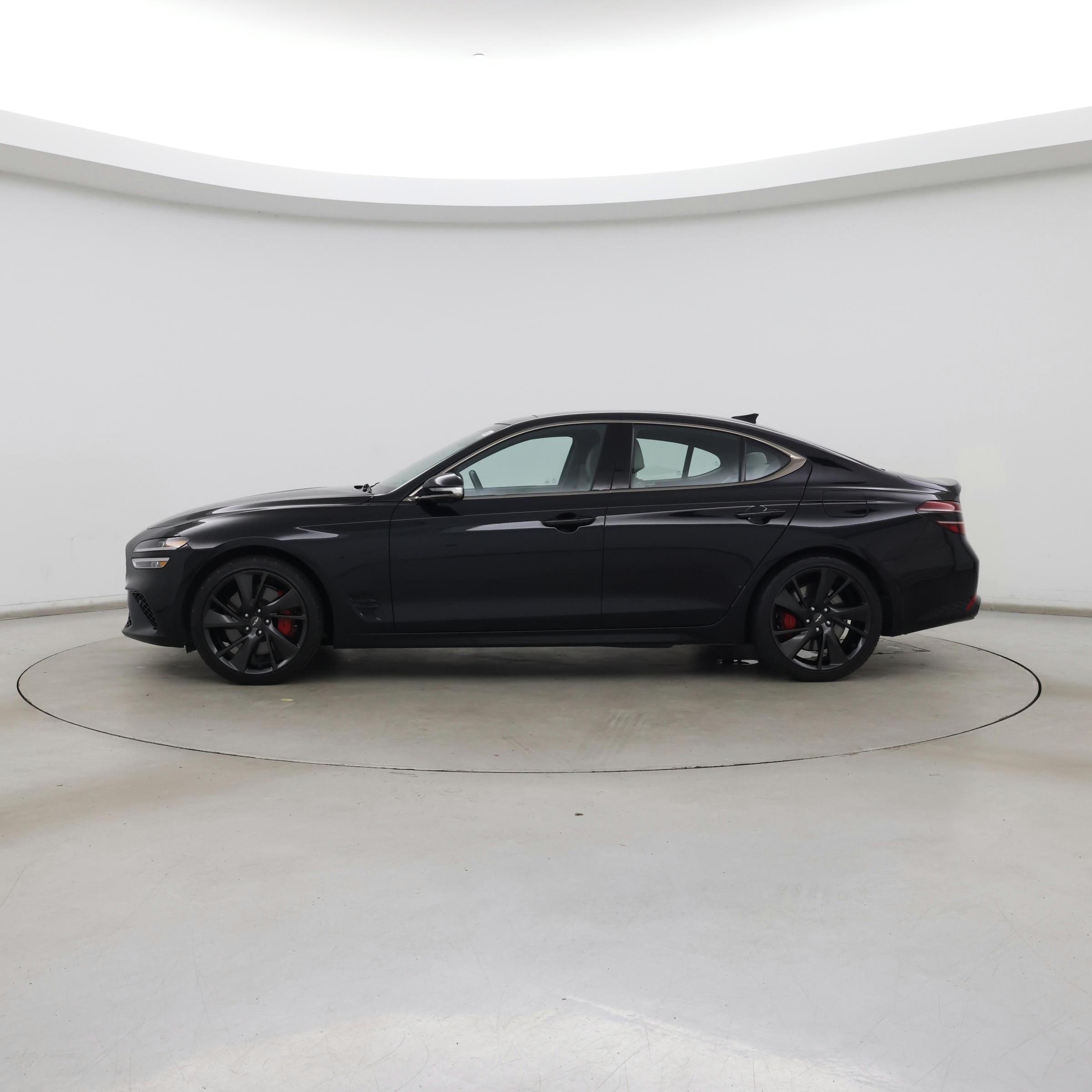 Thumbnail: 2023 Genesis G70 - 3