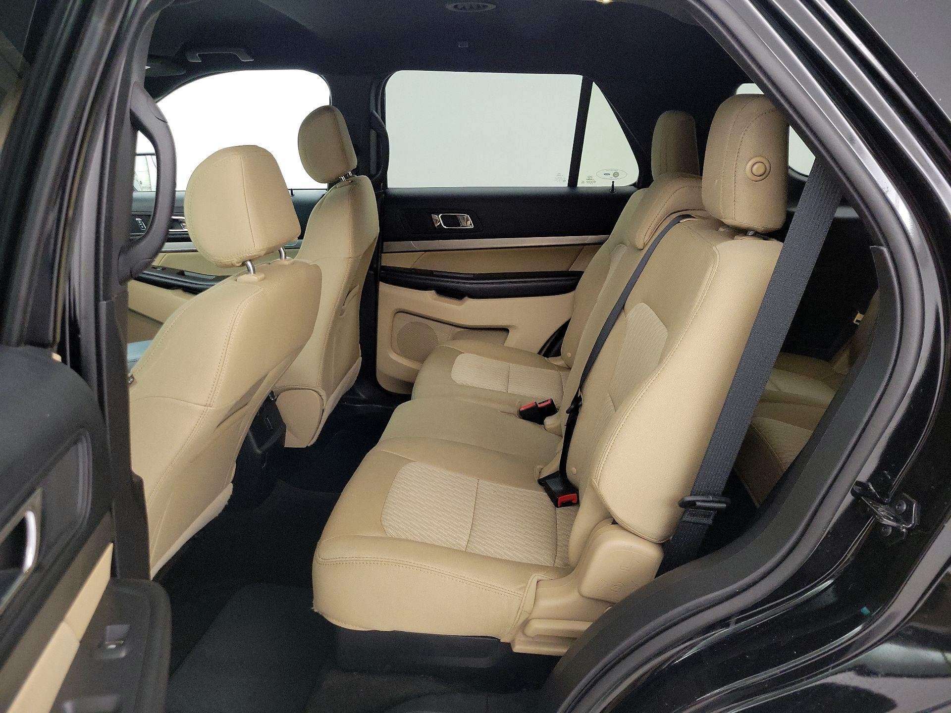 Thumbnail: 2016 Ford Explorer - 19