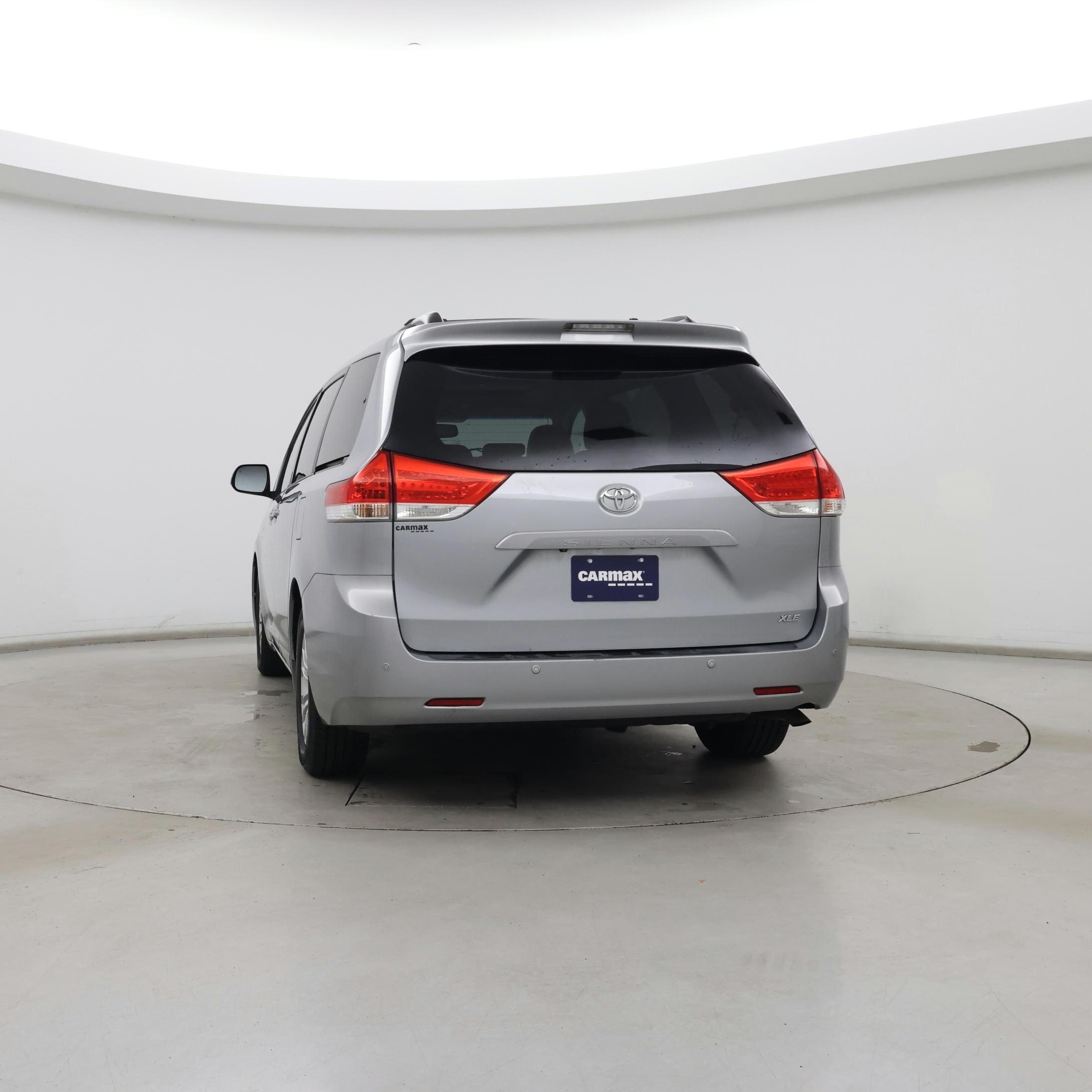 Thumbnail: 2014 Toyota Sienna - 6