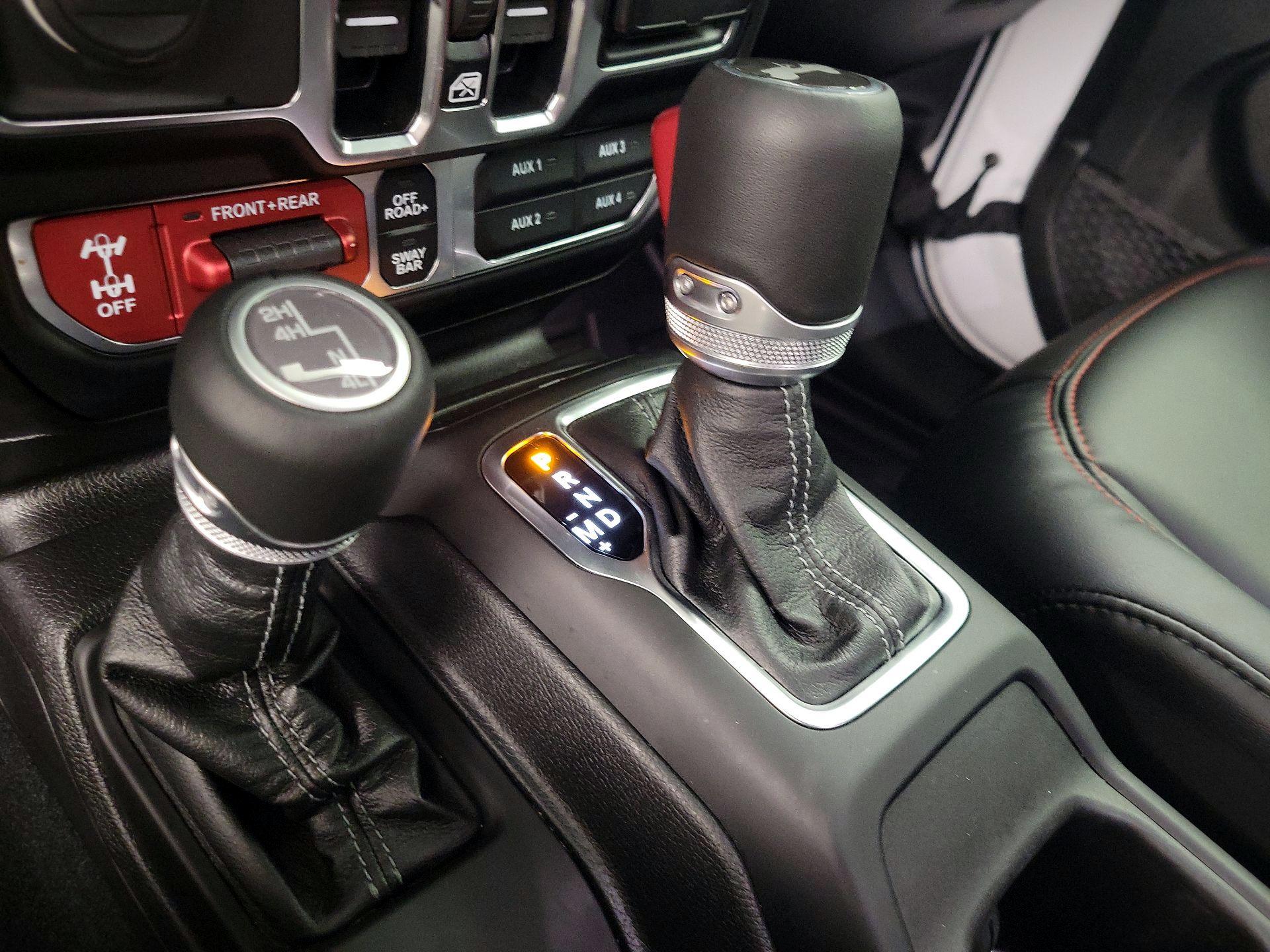 Thumbnail: 2024 Jeep Wrangler - 17