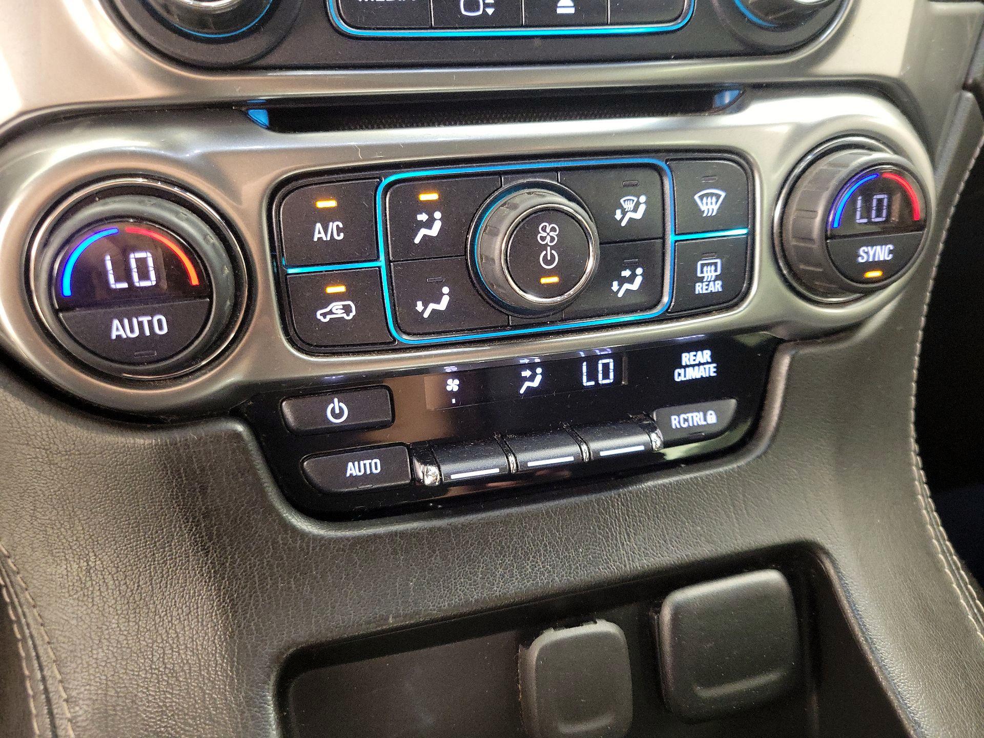 Thumbnail: 2019 Chevrolet Tahoe - 16