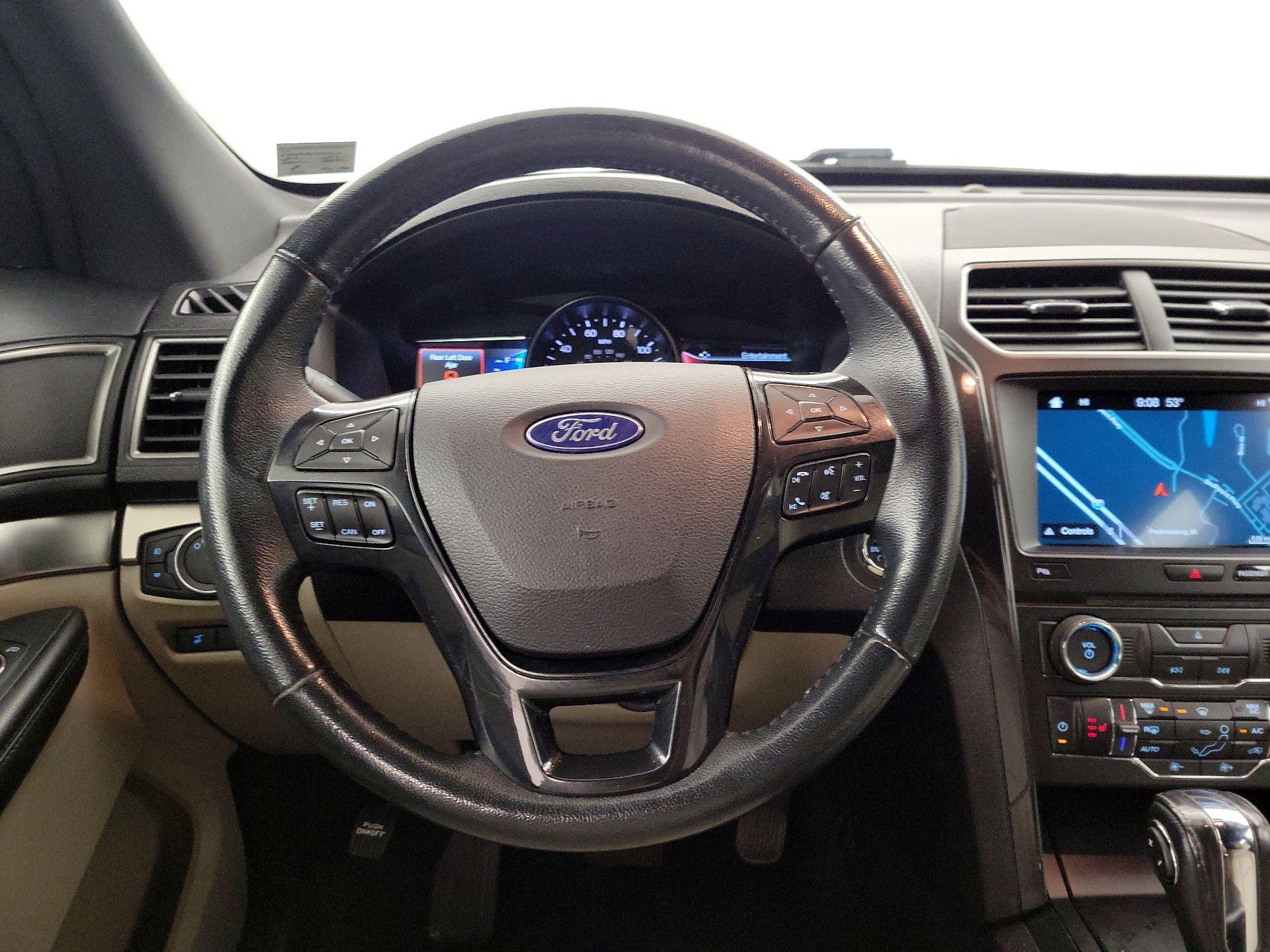 Thumbnail: 2018 Ford Explorer - 10