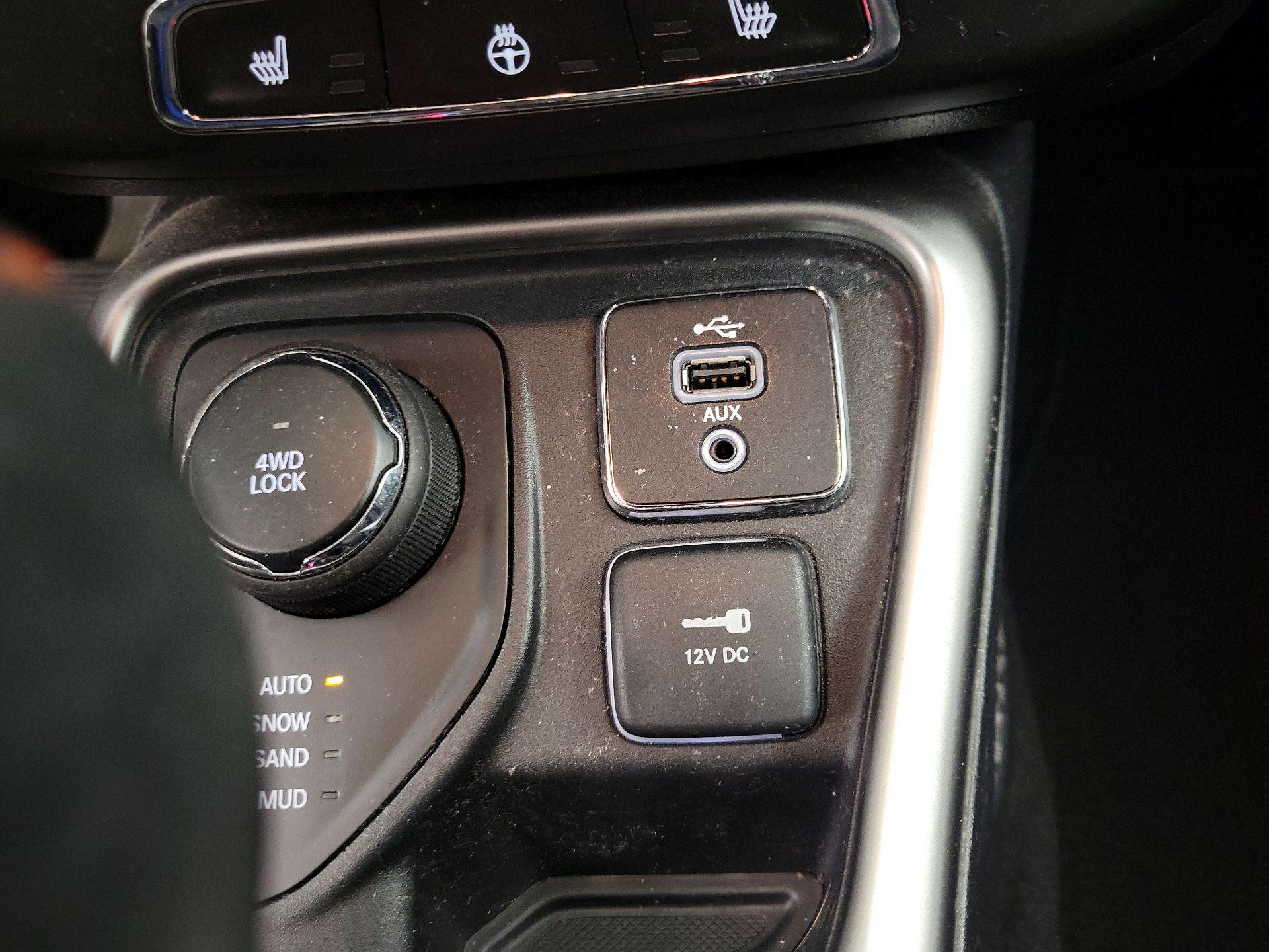 Thumbnail: 2017 Jeep Compass - 18