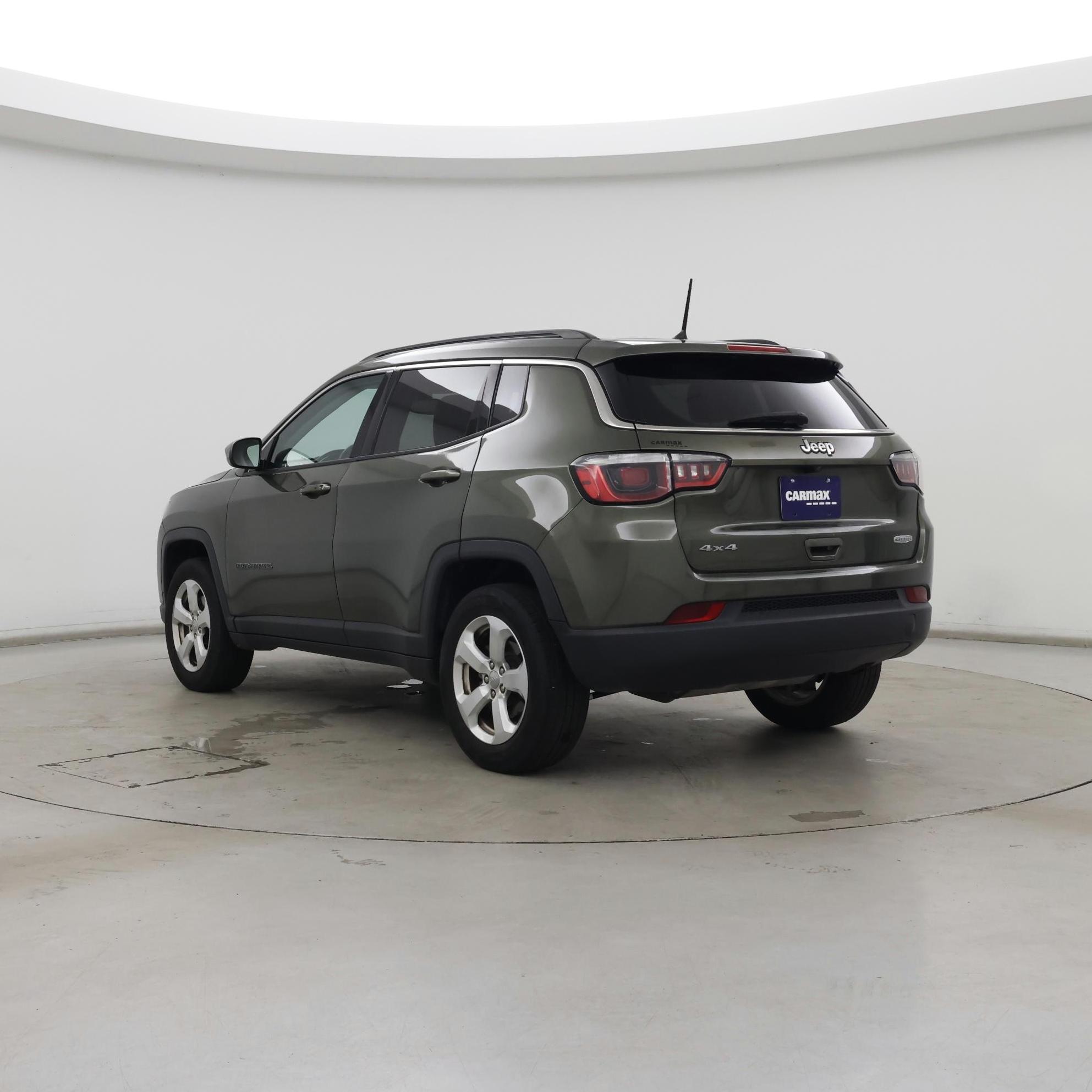Thumbnail: 2017 Jeep Compass - 2