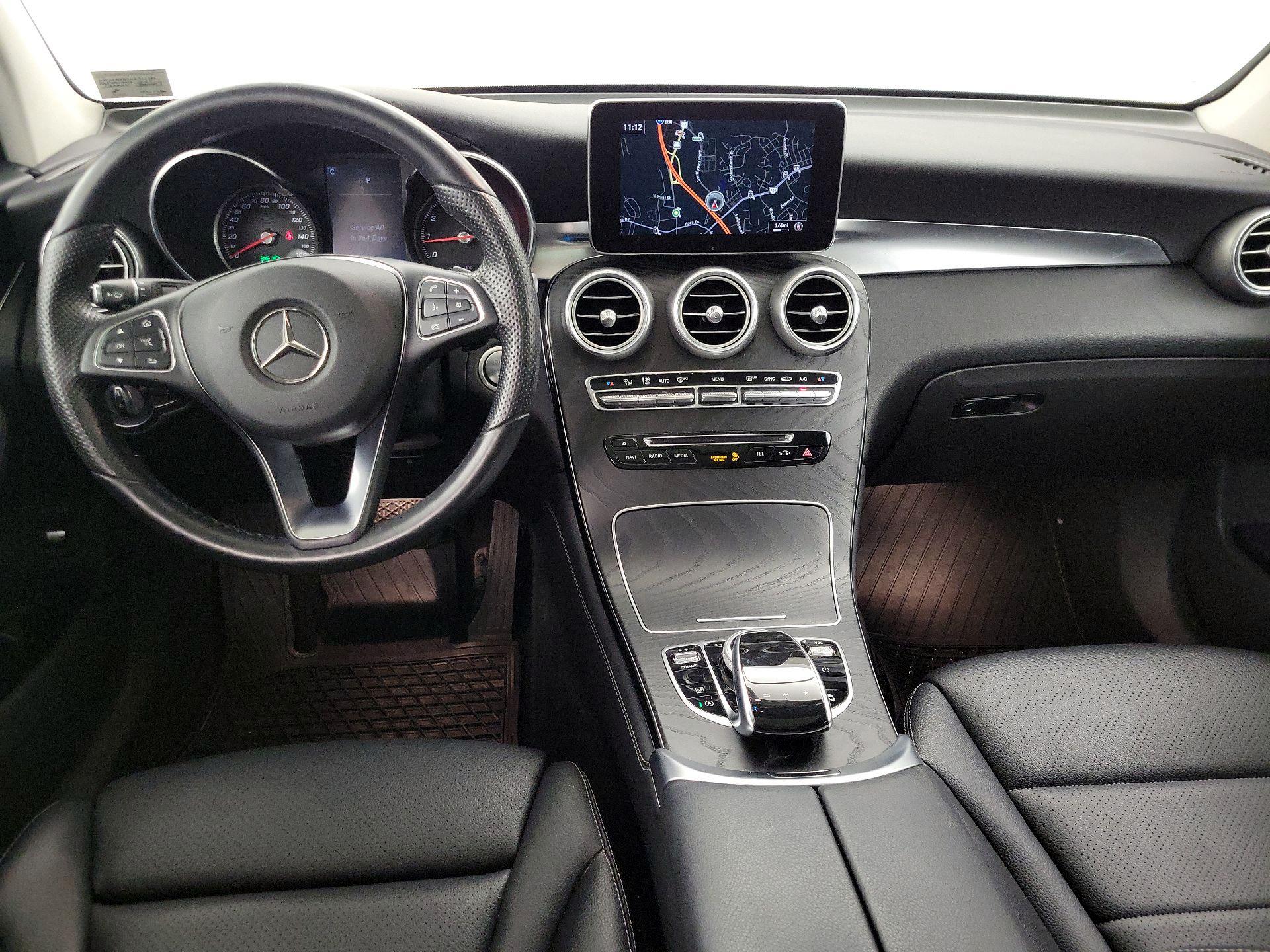 Thumbnail: 2017 Mercedes-Benz GLC - 9