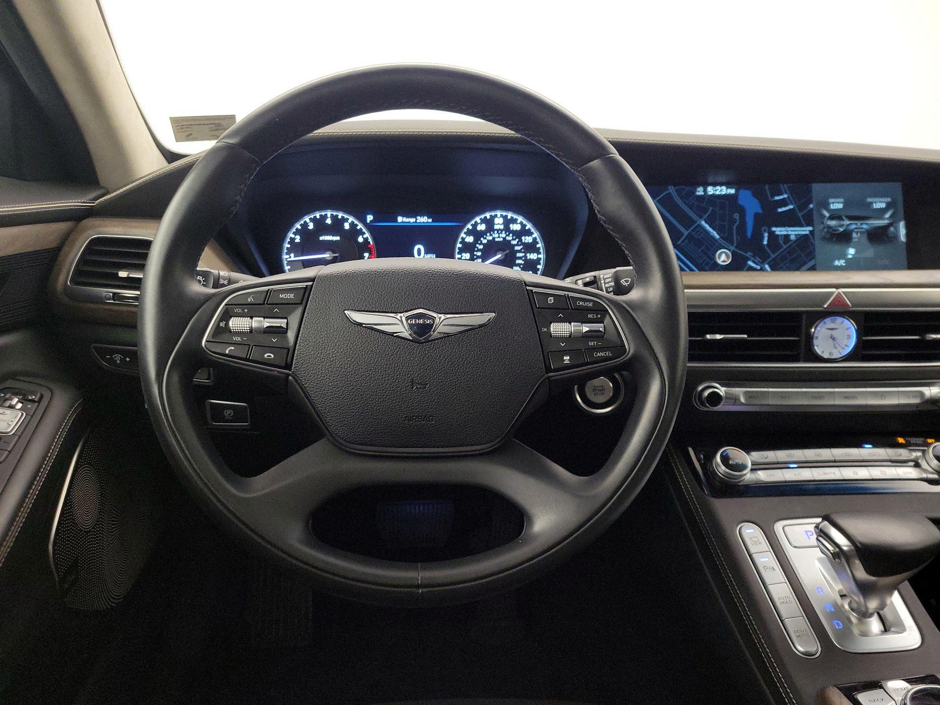 Thumbnail: 2022 Genesis G90 - 10