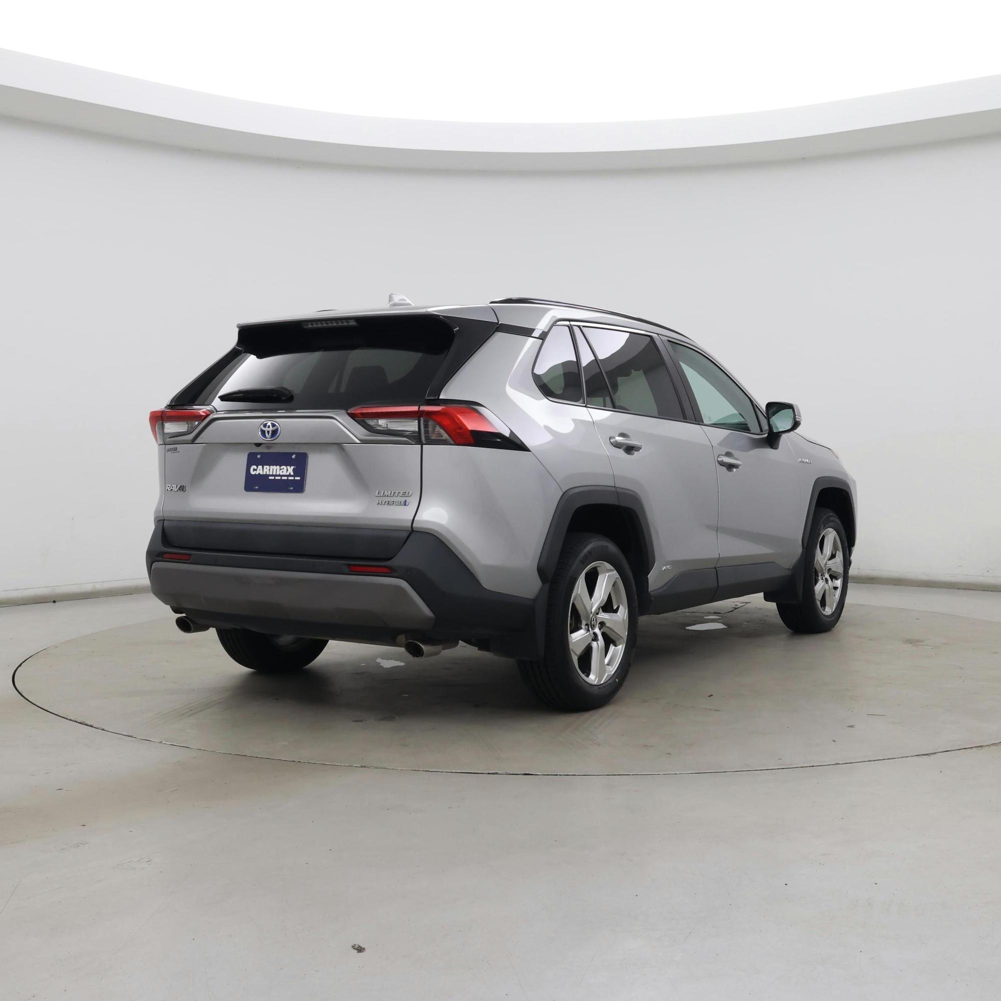 Thumbnail: 2020 Toyota RAV4 - 8