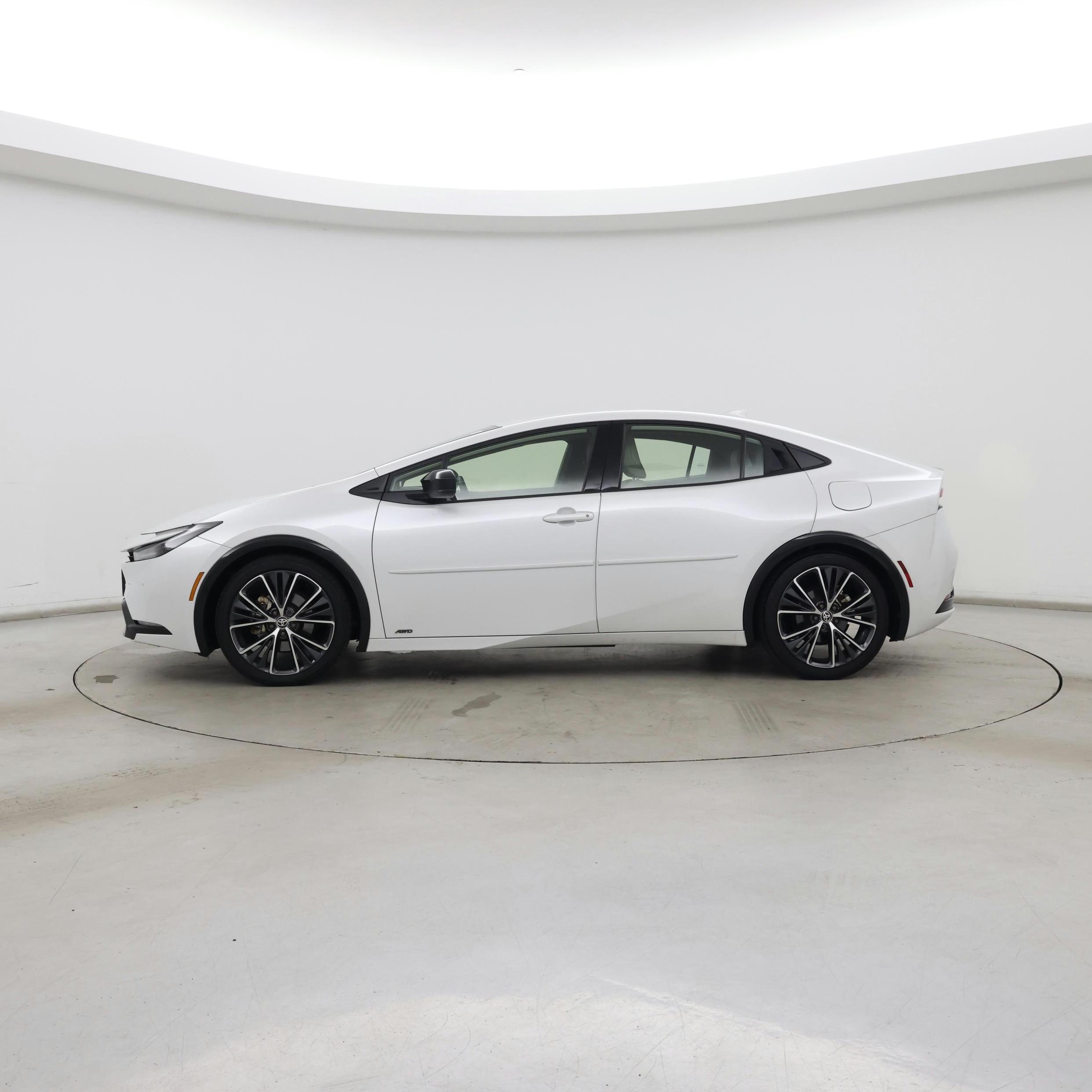 Thumbnail: 2023 Toyota Prius - 3