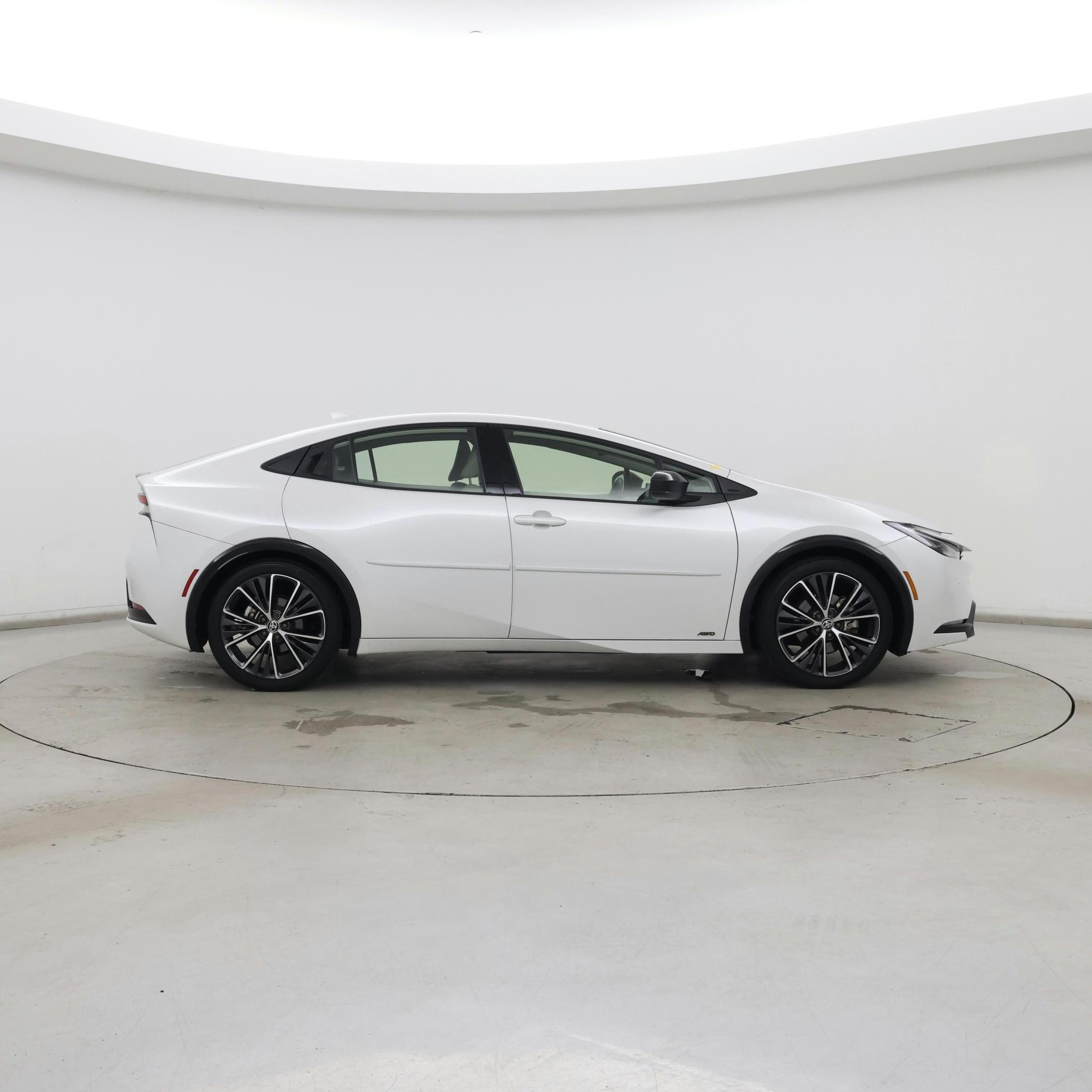 Thumbnail: 2023 Toyota Prius - 7
