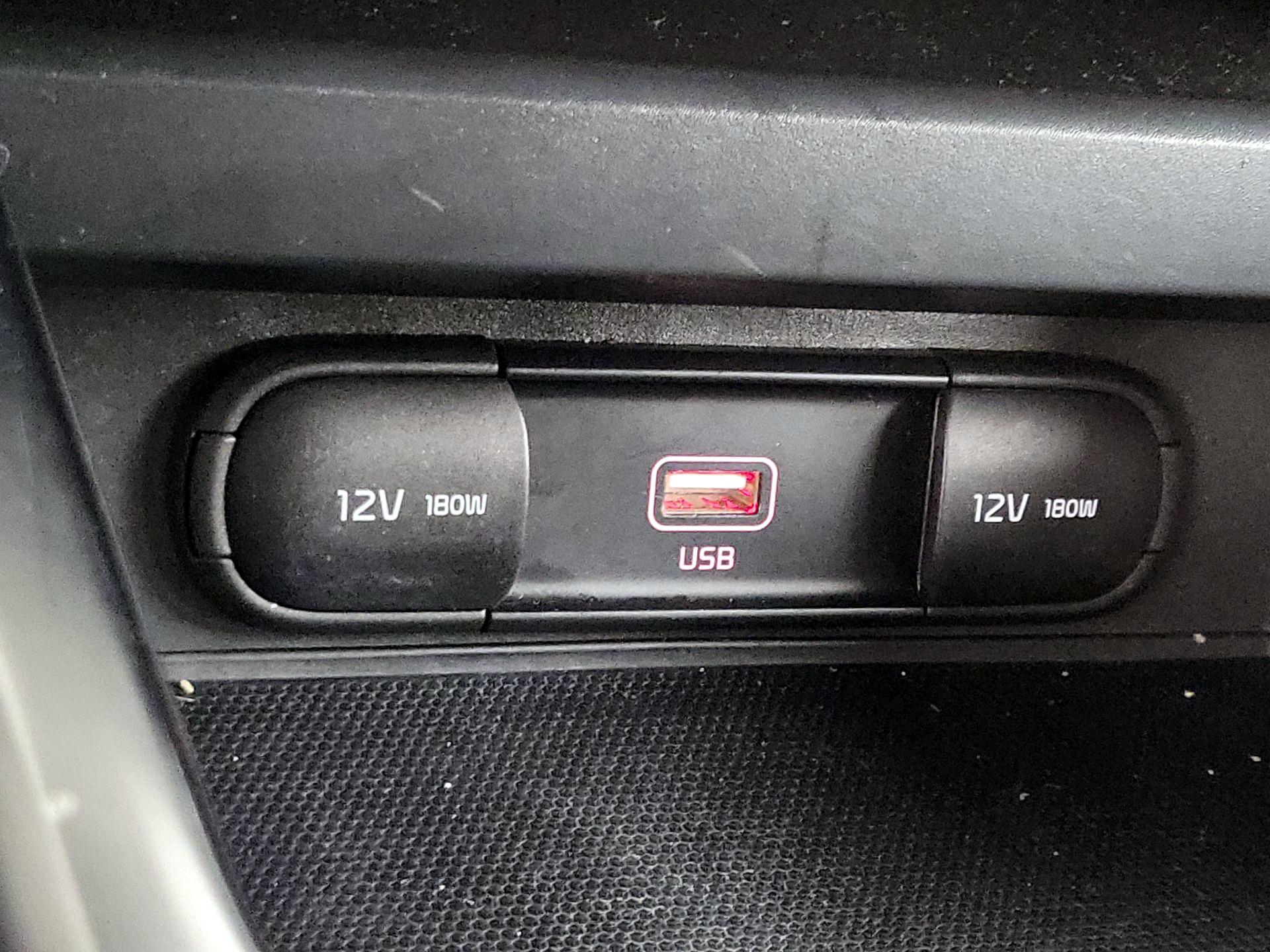 Thumbnail: 2020 Kia Soul - 18