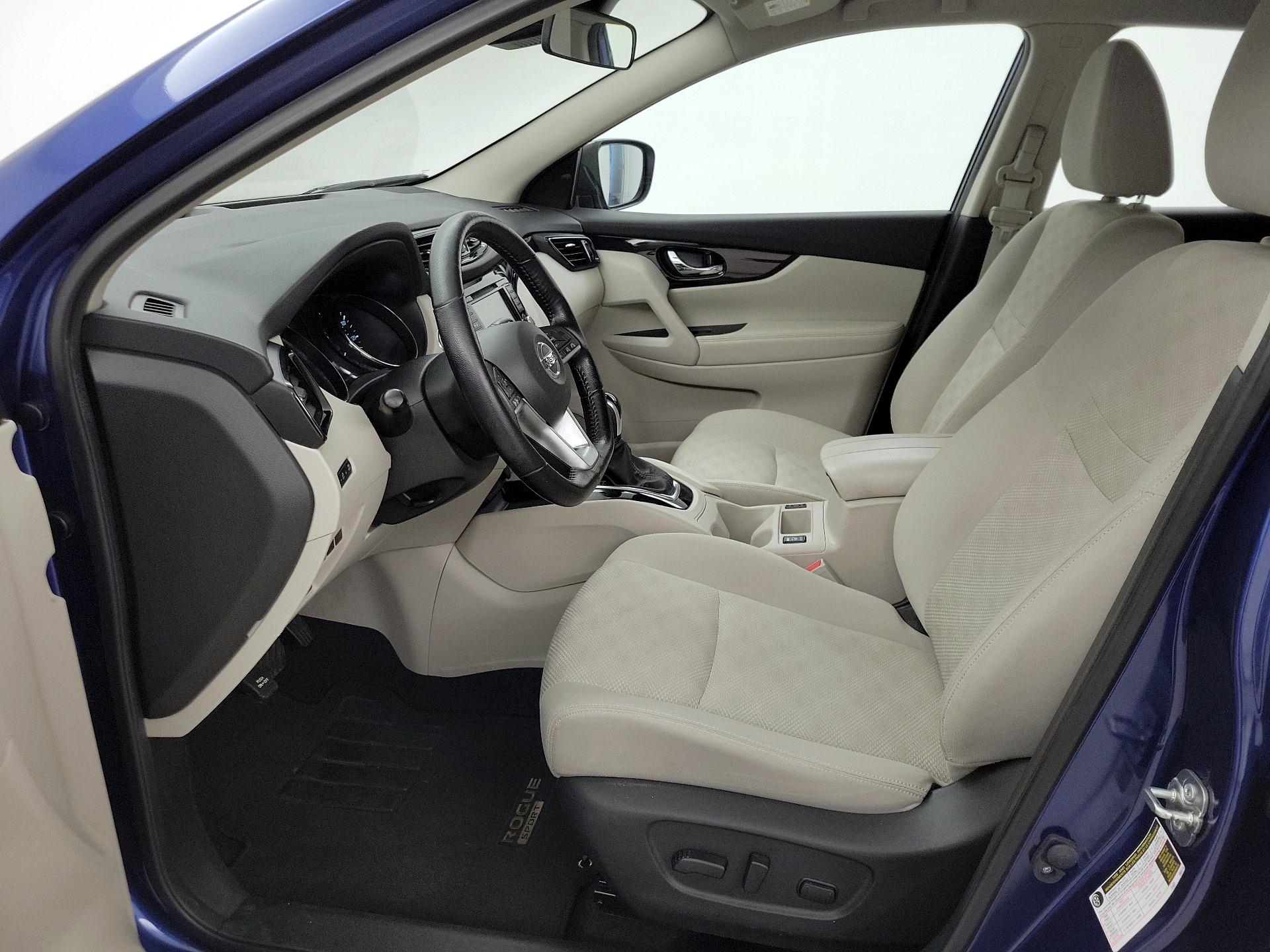 Thumbnail: 2021 Nissan Rogue Sport - 11