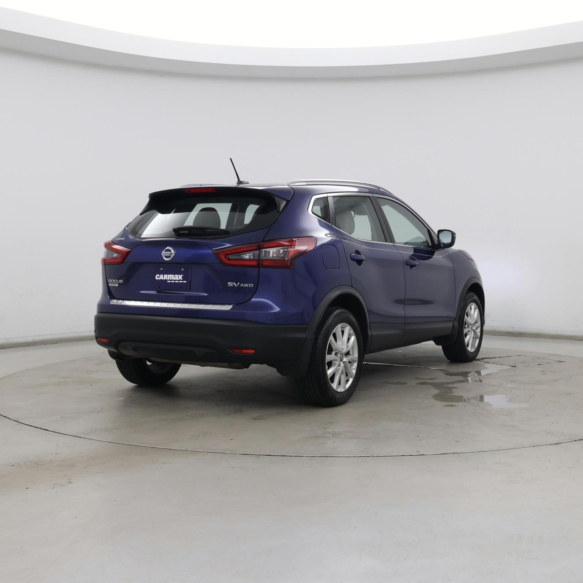Thumbnail: 2021 Nissan Rogue Sport - 8