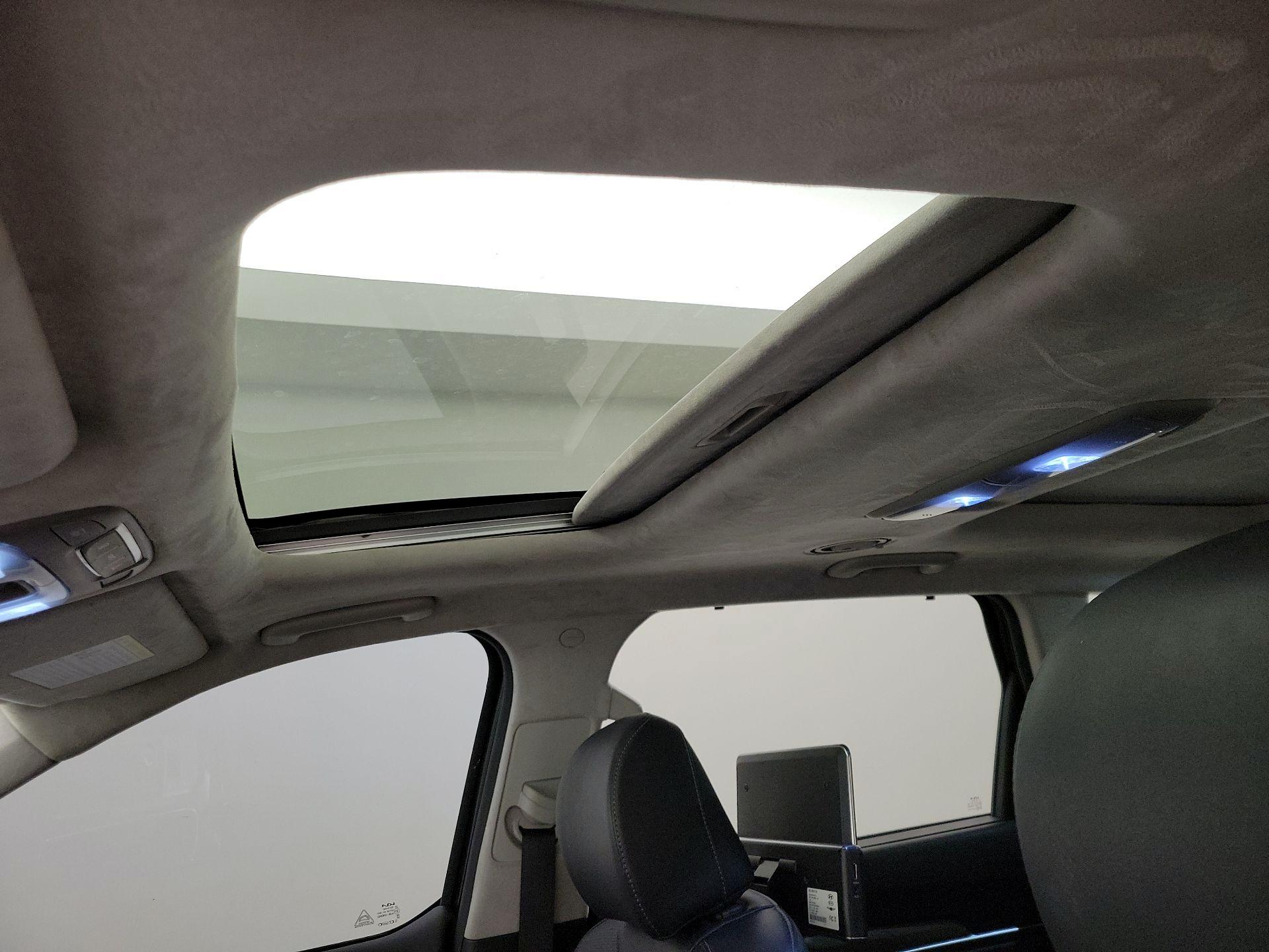 Thumbnail: 2022 Kia Telluride - 20