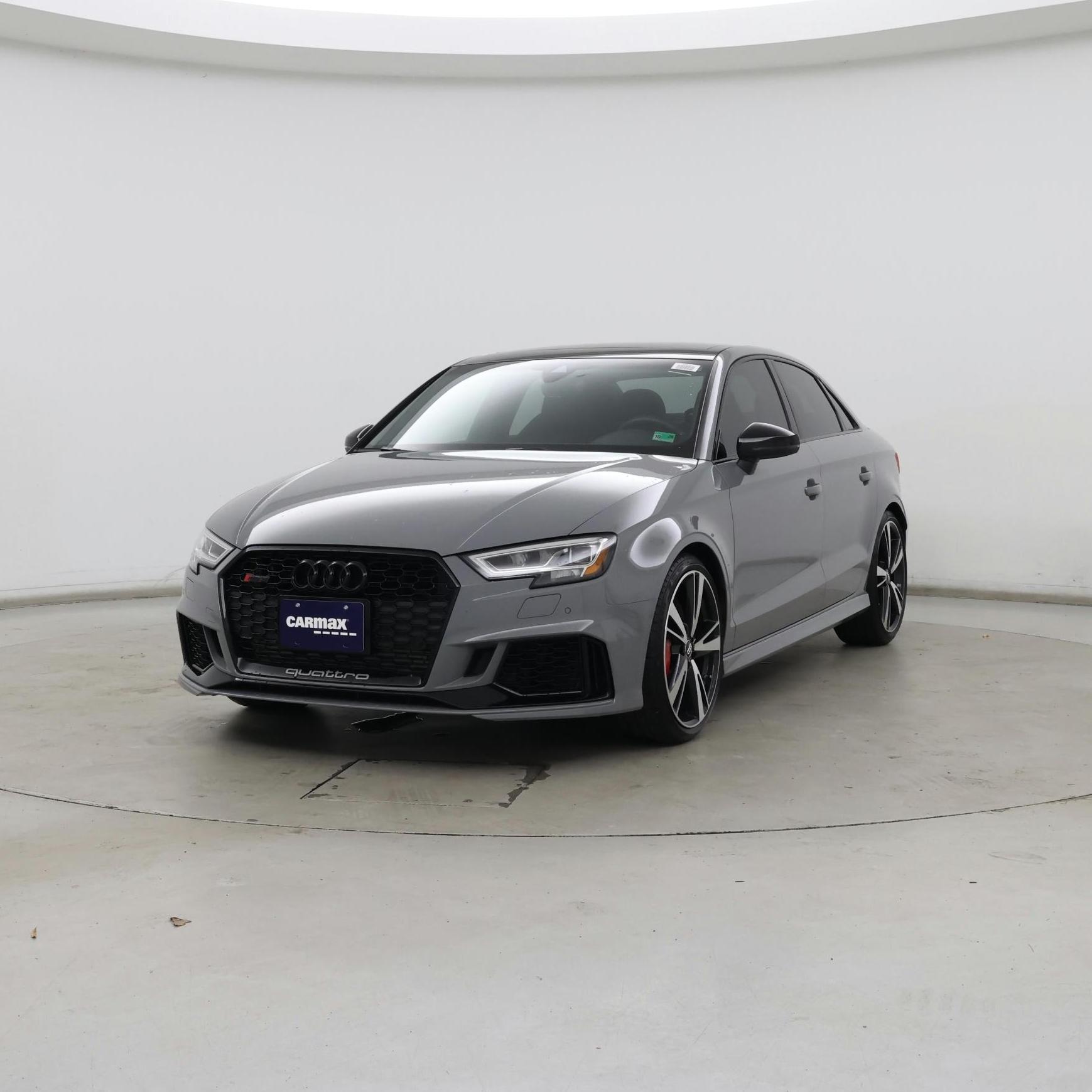 Thumbnail: 2020 Audi RS 3 - 4
