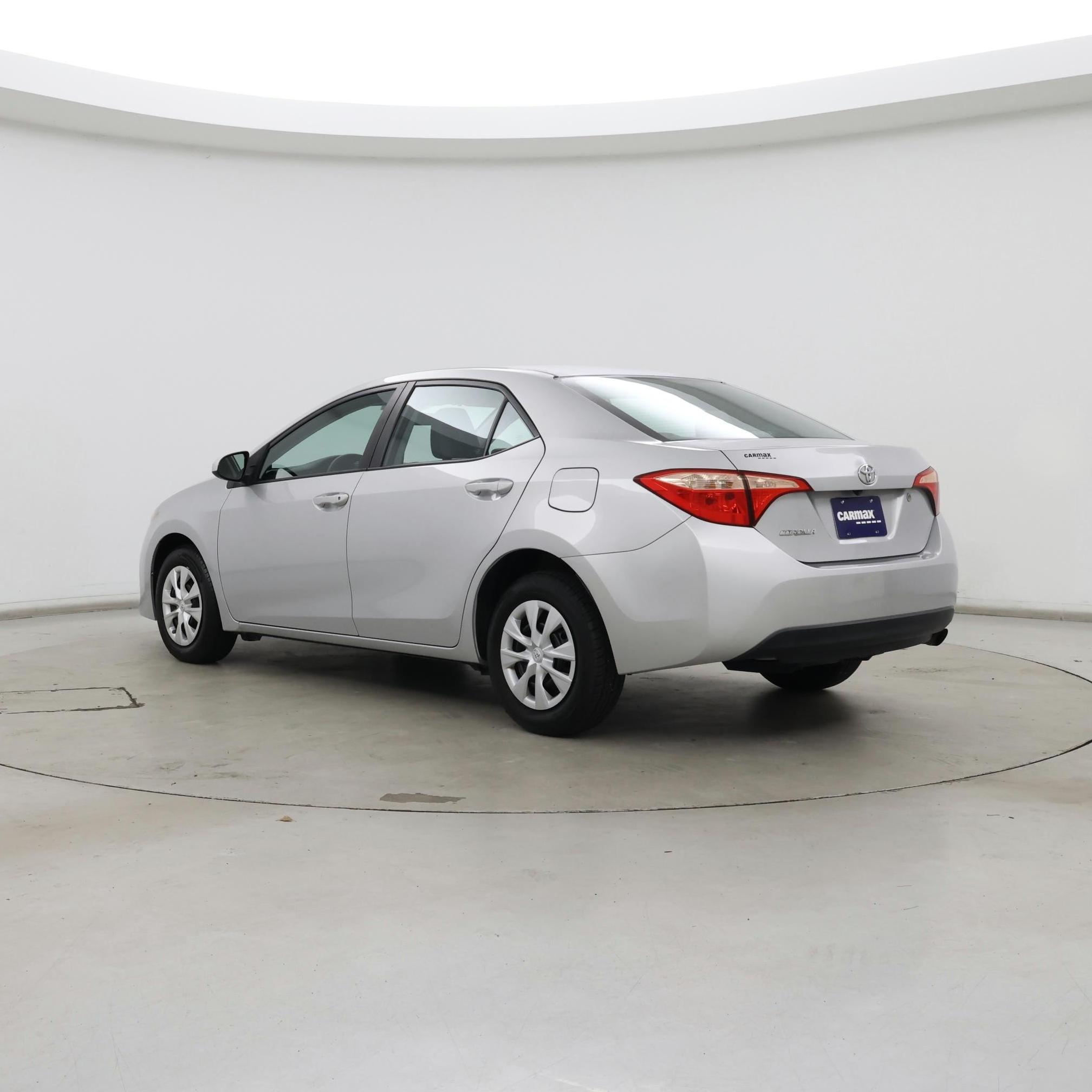 Thumbnail: 2017 Toyota Corolla - 2