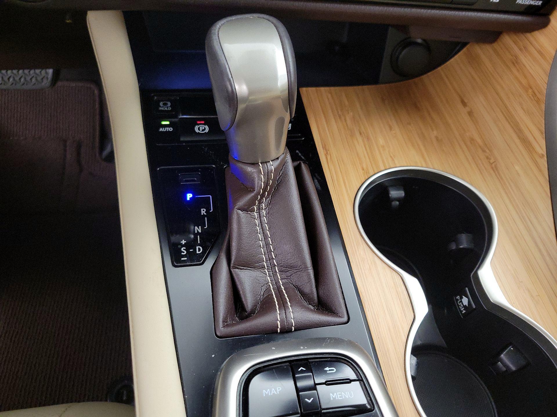 Thumbnail: 2018 Lexus RX - 18
