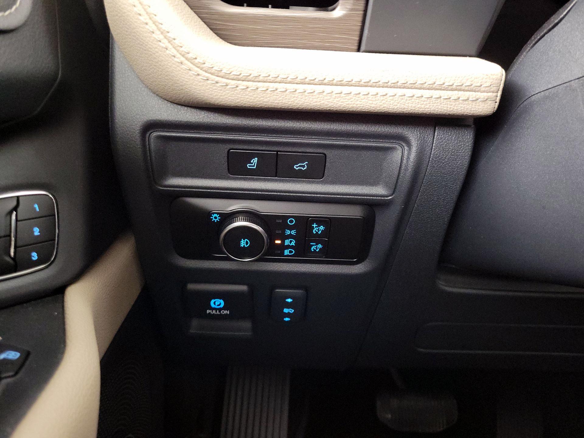 Thumbnail: 2023 Ford Expedition - 13