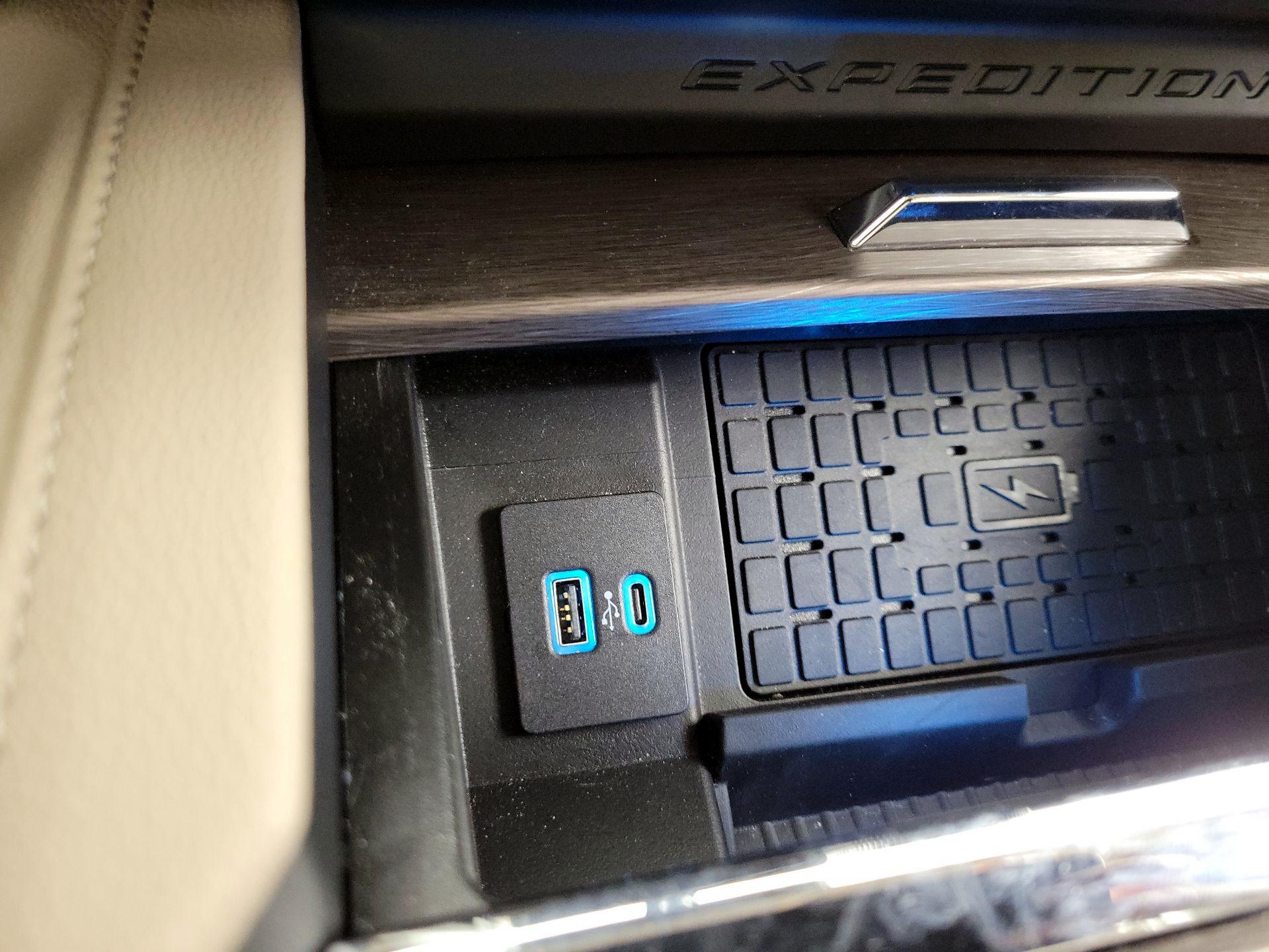 Thumbnail: 2023 Ford Expedition - 19