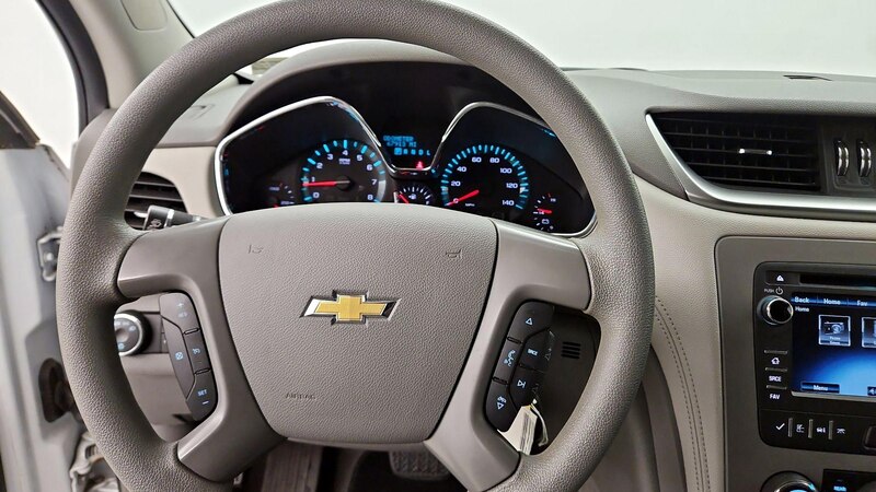 2016 Chevrolet Traverse LS 10