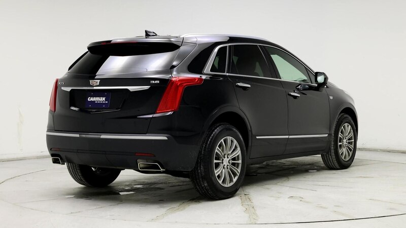 2018 Cadillac XT5 Luxury 8