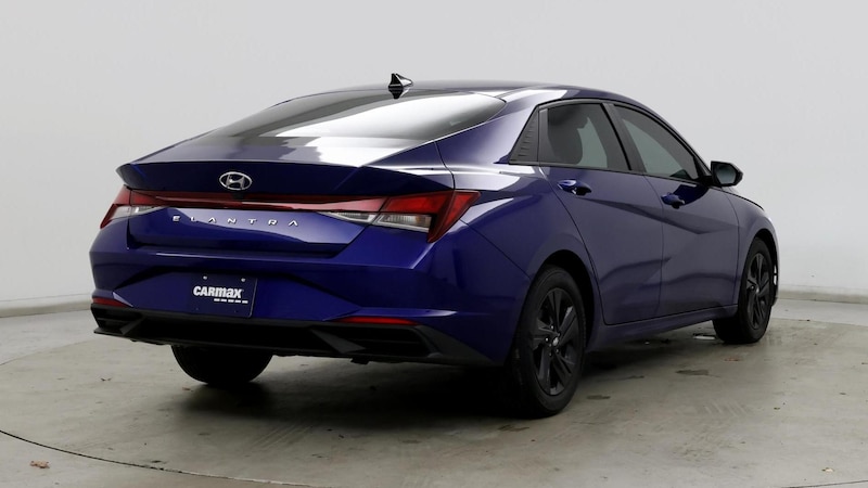 2022 Hyundai Elantra SEL 8