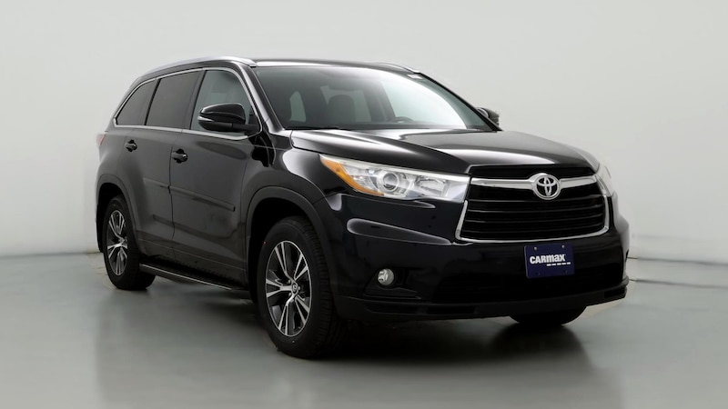 2016 Toyota Highlander XLE Hero Image