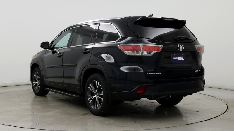 2016 Toyota Highlander XLE 2