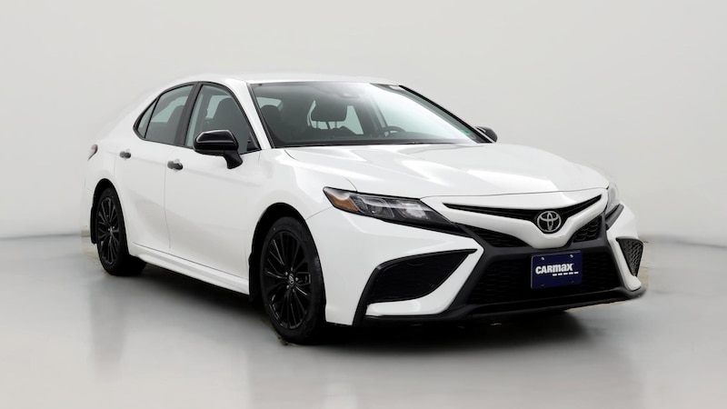 2021 Toyota Camry SE Hero Image