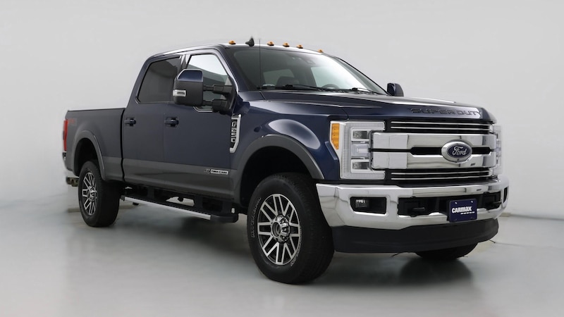 2019 Ford F-250 Lariat Hero Image