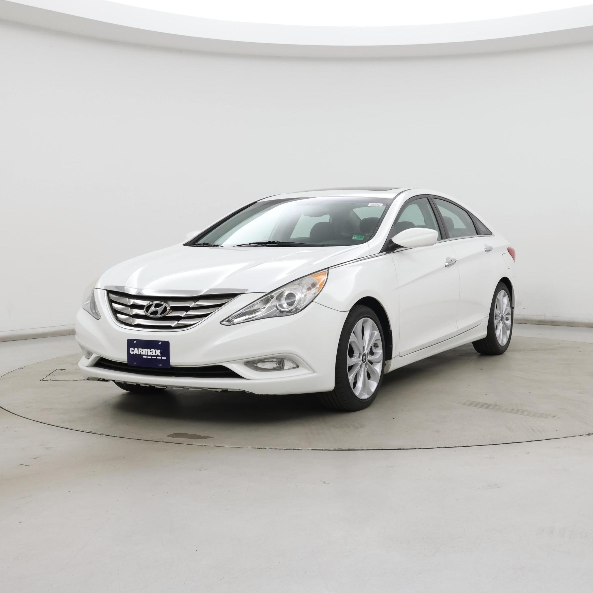 Thumbnail: 2013 Hyundai Sonata - 4