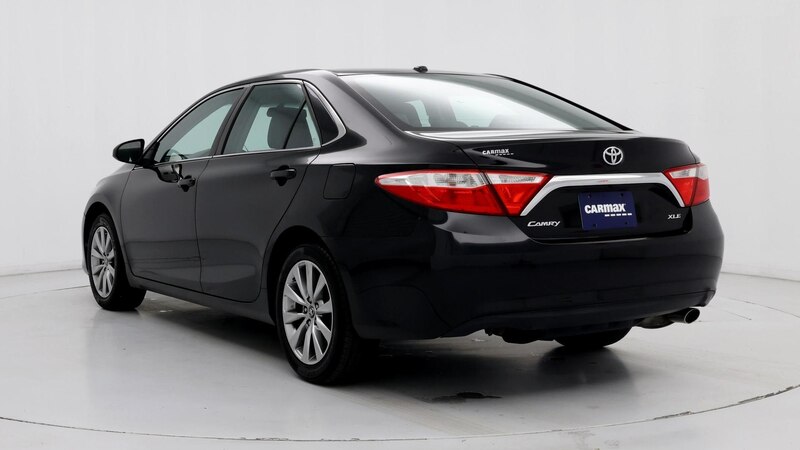 2016 Toyota Camry XLE 2