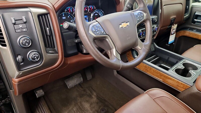 2014 Chevrolet Silverado 1500 High Country 9