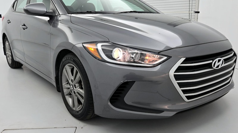 2018 Hyundai Elantra SEL 3