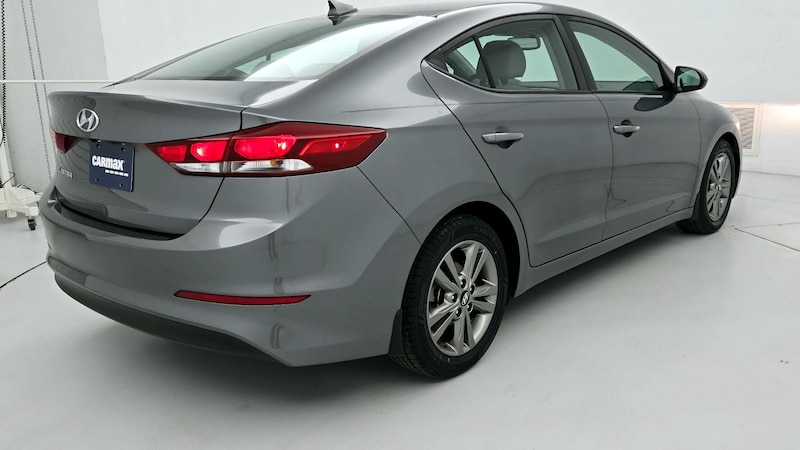 2018 Hyundai Elantra SEL 5