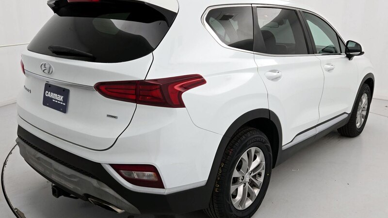 2019 Hyundai Santa Fe SE 5