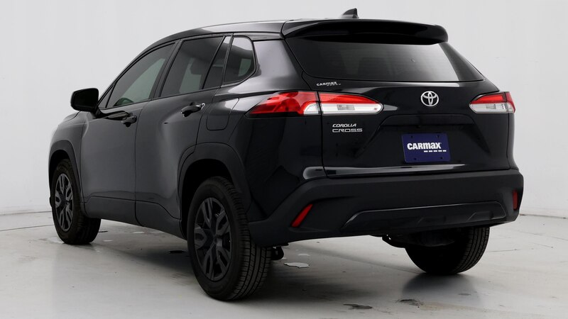 2022 Toyota Corolla Cross L 2