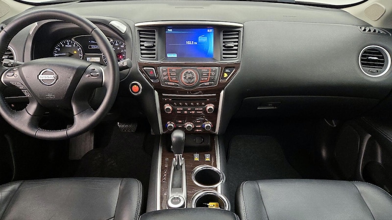 2014 Nissan Pathfinder SL 9