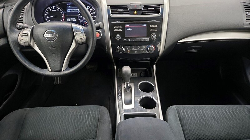 2014 Nissan Altima S 9