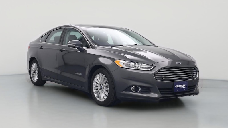 2015 Ford Fusion SE Hero Image