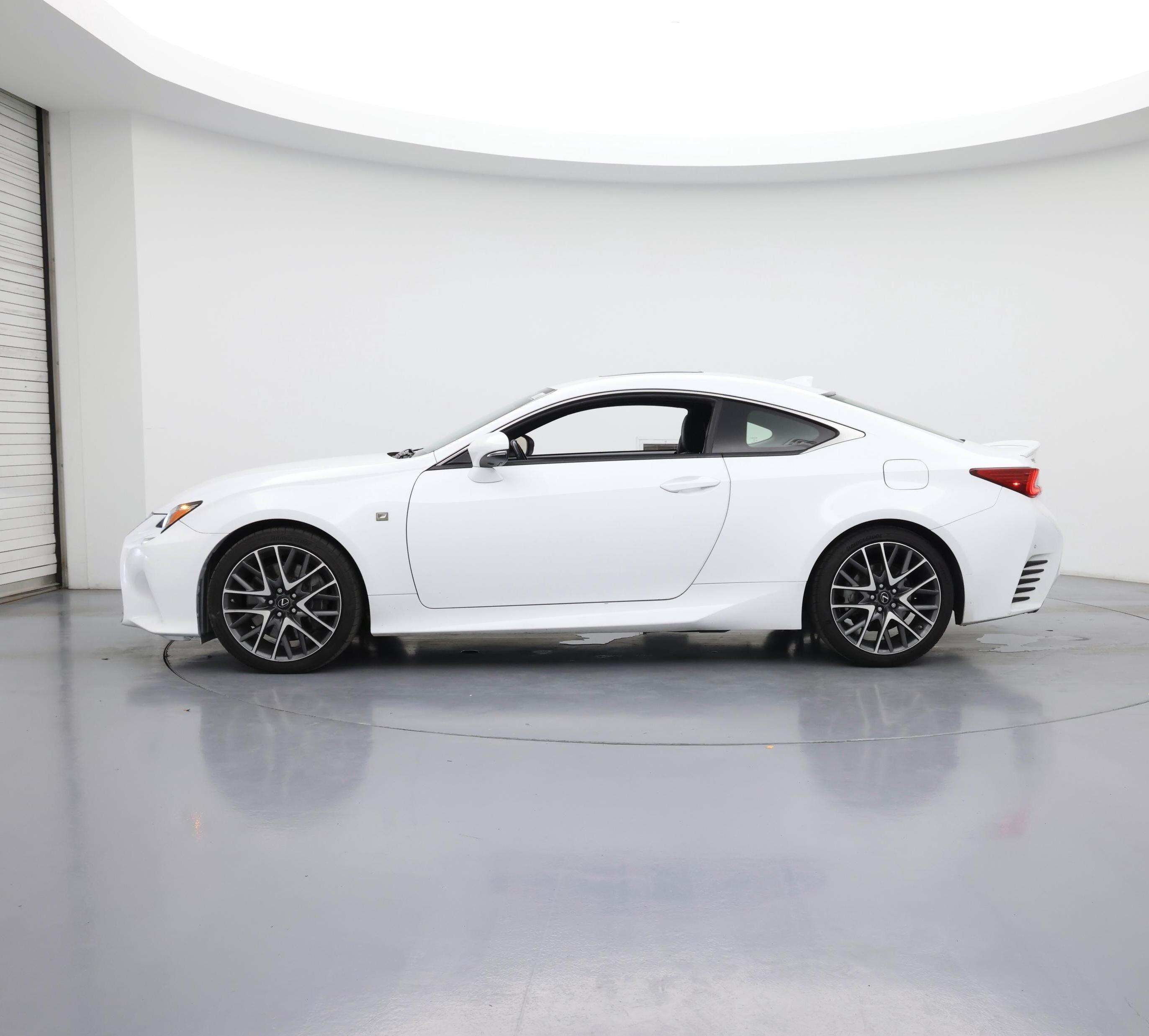 Thumbnail: 2017 Lexus RC - 3
